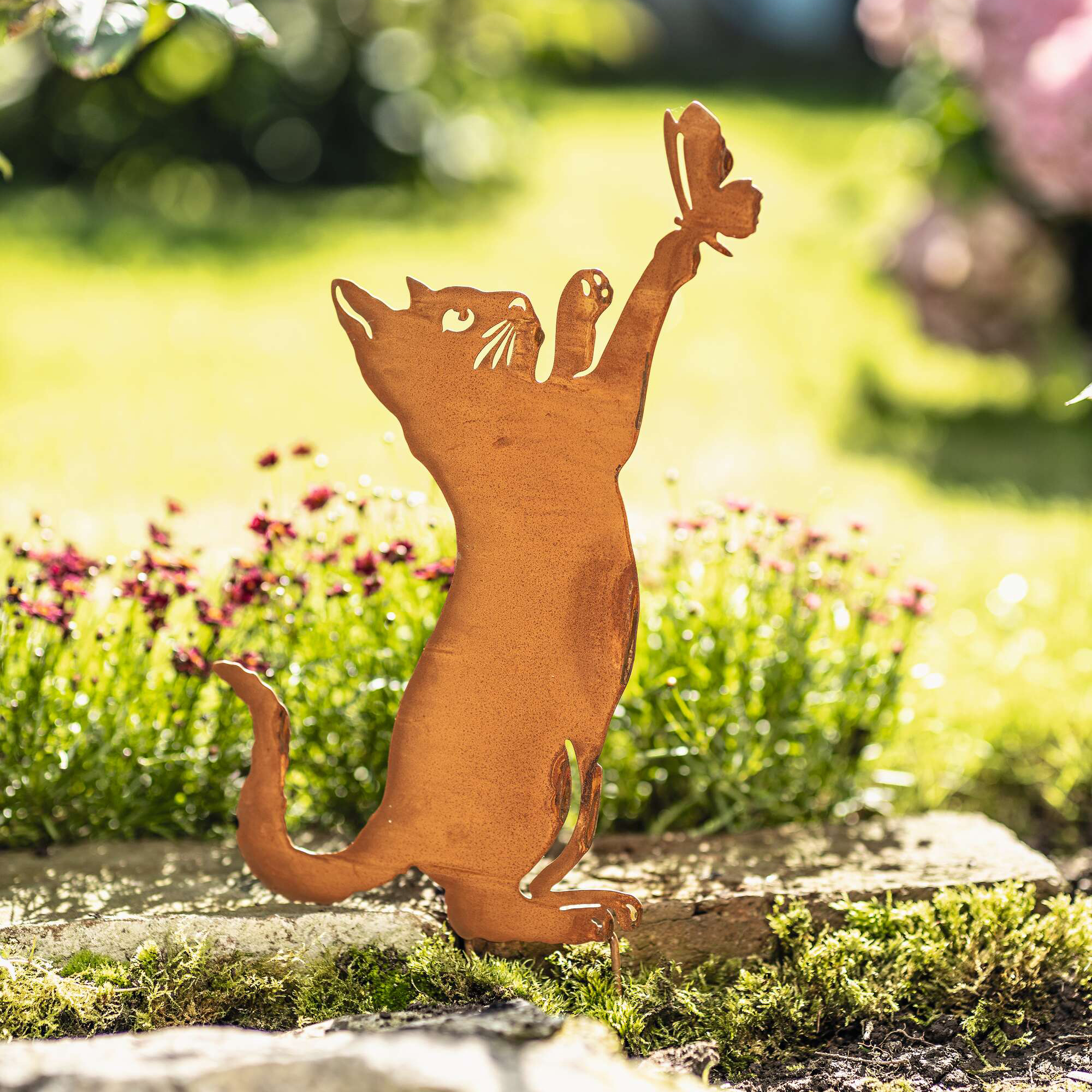 Acheter Pic de jardin "chat avec papillon"  dans la boutique en ligne de Frank Flechtwaren
