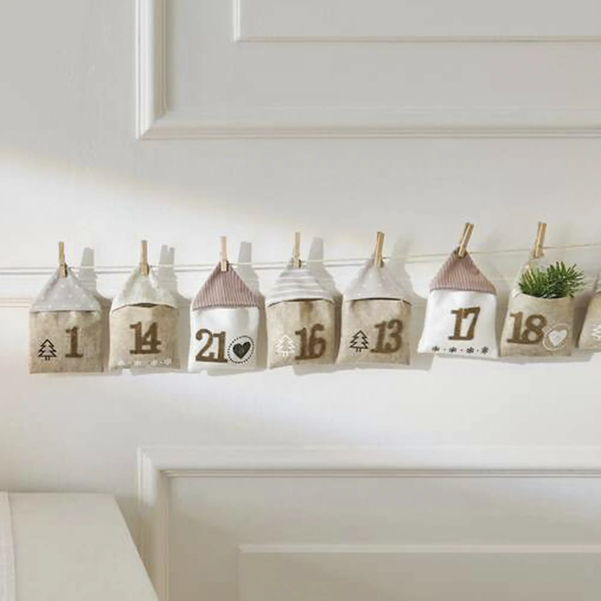 Adventskalender "Weihnachtshäuser"  im Frank Flechtwaren Online Shop kaufen