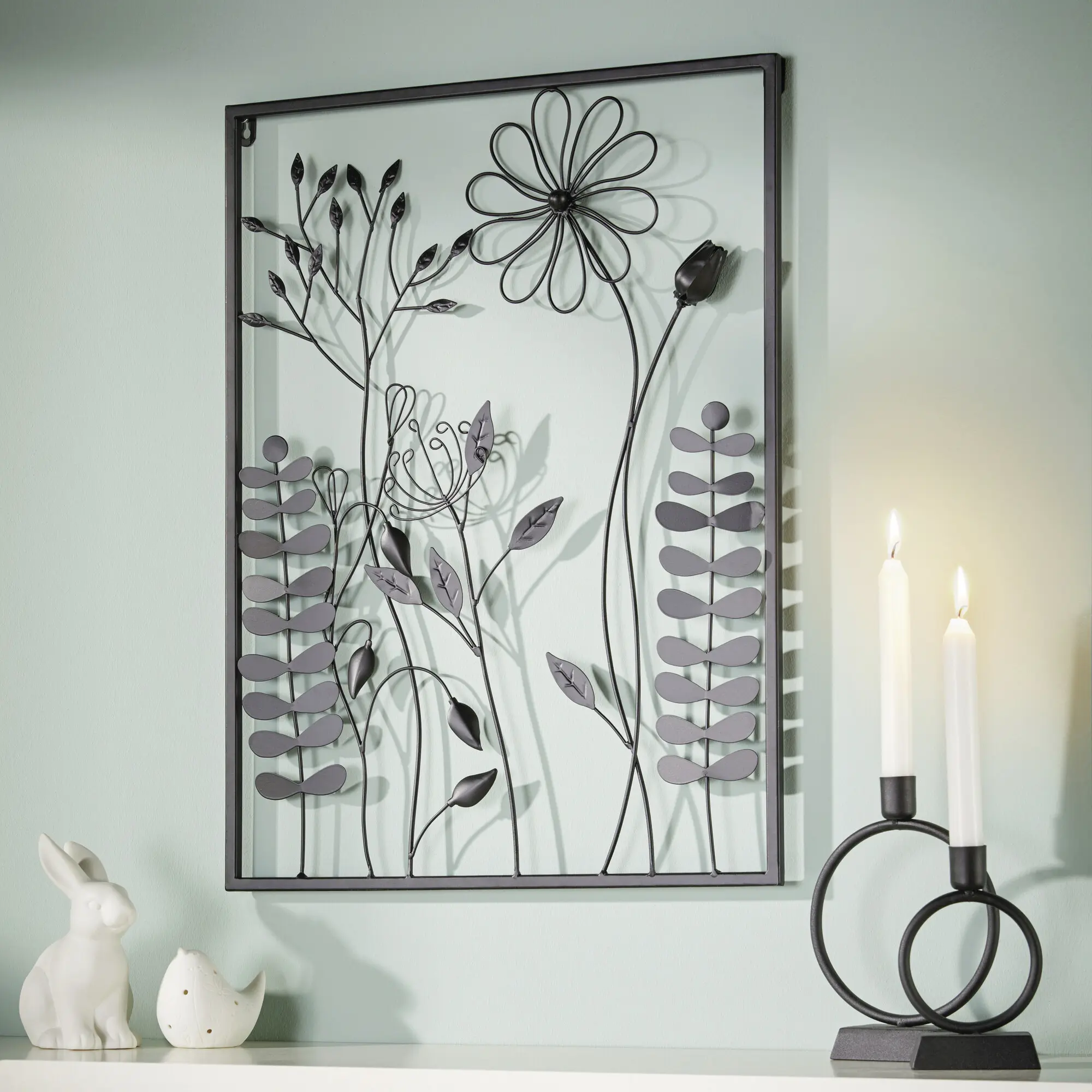 Bild "Black Flowers"  im Frank Flechtwaren Online Shop kaufen