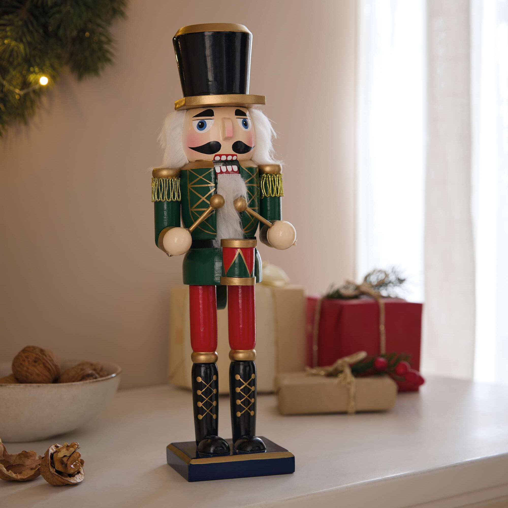 Nussknacker "Trommel" im Frank Flechtwaren Online Shop für Weihnachten kaufen Nussknacker "Trommel" im Frank Flechtwaren Online Shop für Weihnachten kaufen