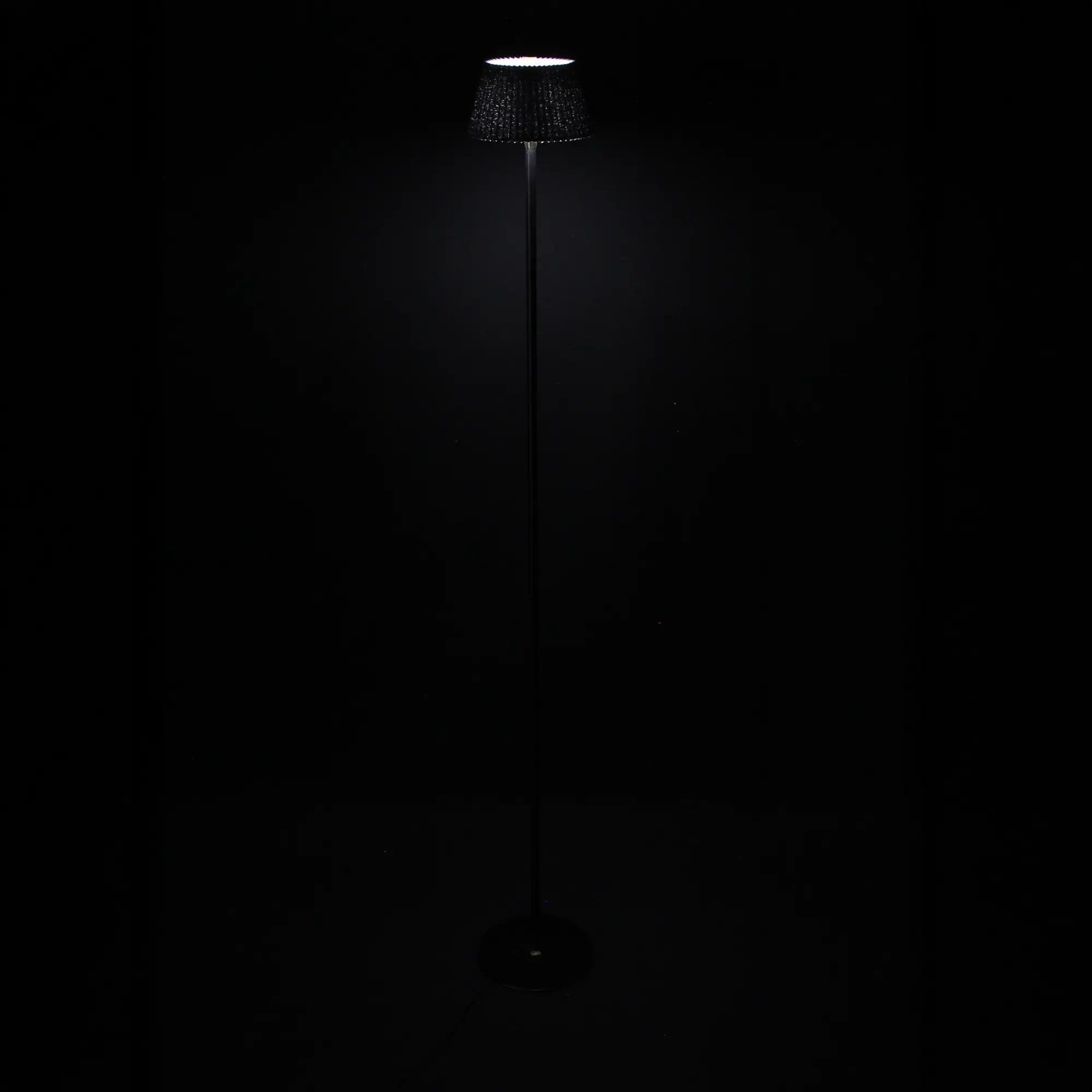 LED-Stehleuchte "Elegance" im Frank Flechtwaren Online Shop für Gerade eingetroffen kaufen LED-Stehleuchte "Elegance" im Frank Flechtwaren Online Shop für Gerade eingetroffen kaufen