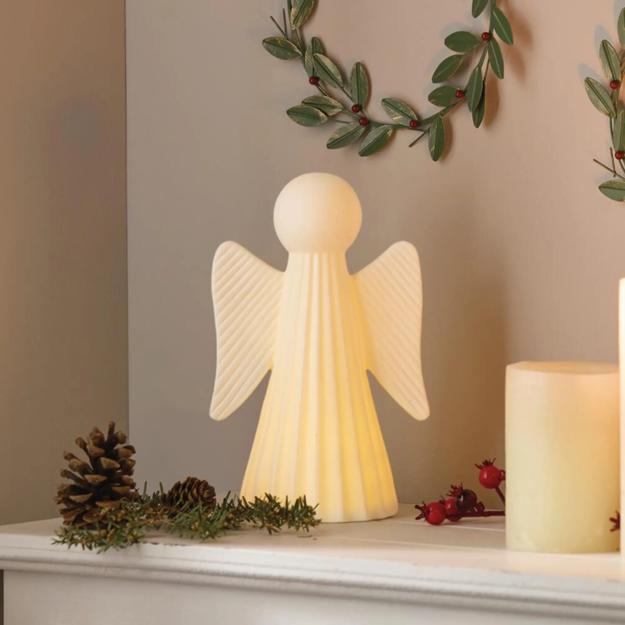 LED-Engel "White"  im Frank Flechtwaren Online Shop kaufen