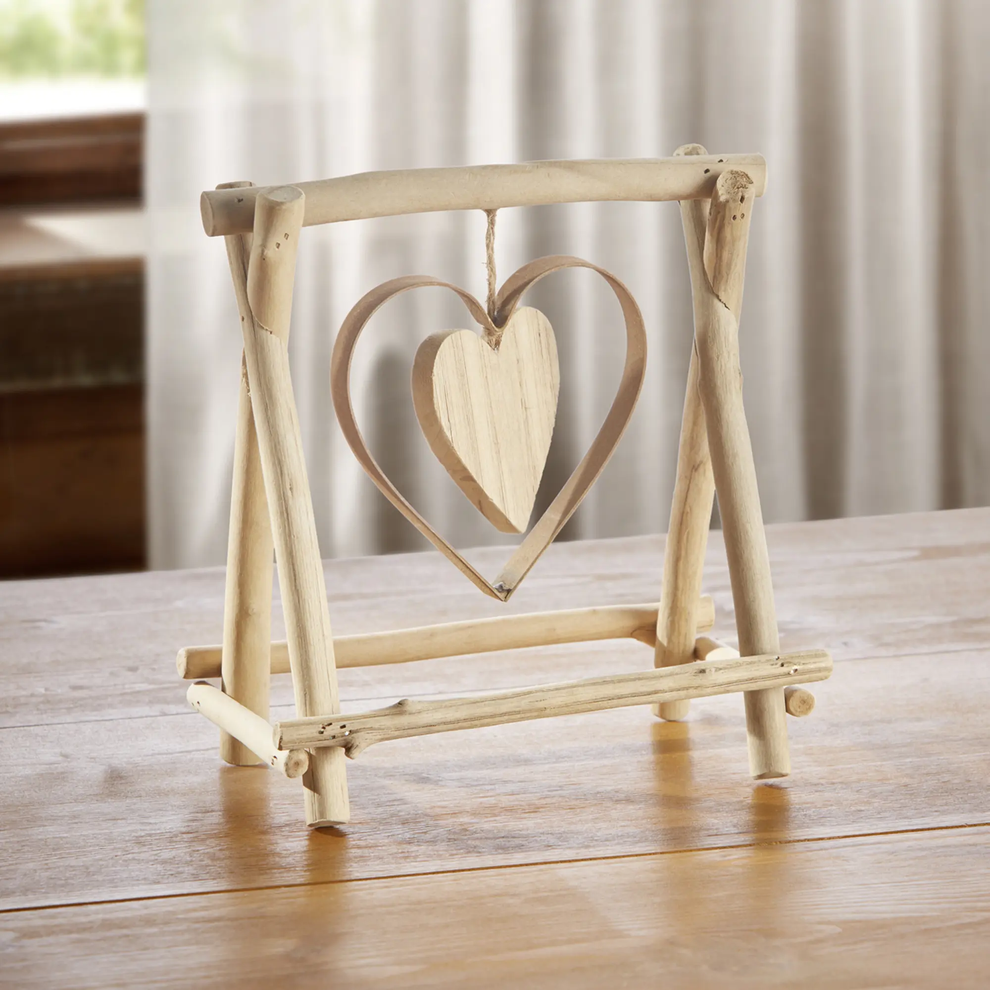 Holzdeko "Swinging Heart"  im Frank Flechtwaren Online Shop kaufen