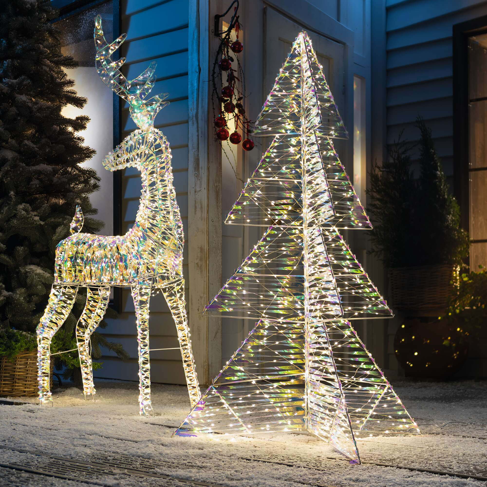 LED-Rentier "Rainbow", groß im Frank Flechtwaren Online Shop für Weihnachten kaufen LED-Rentier "Rainbow", groß im Frank Flechtwaren Online Shop für Weihnachten kaufen