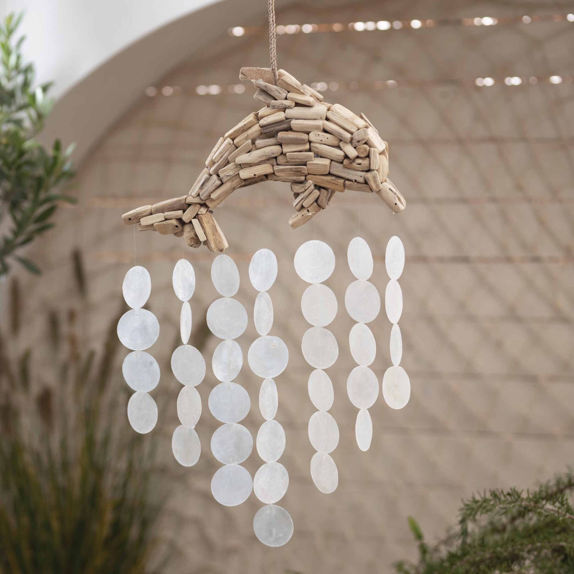 Delfinhänger "Capiz"  im Frank Flechtwaren Online Shop für Gerade eingetroffen kaufen