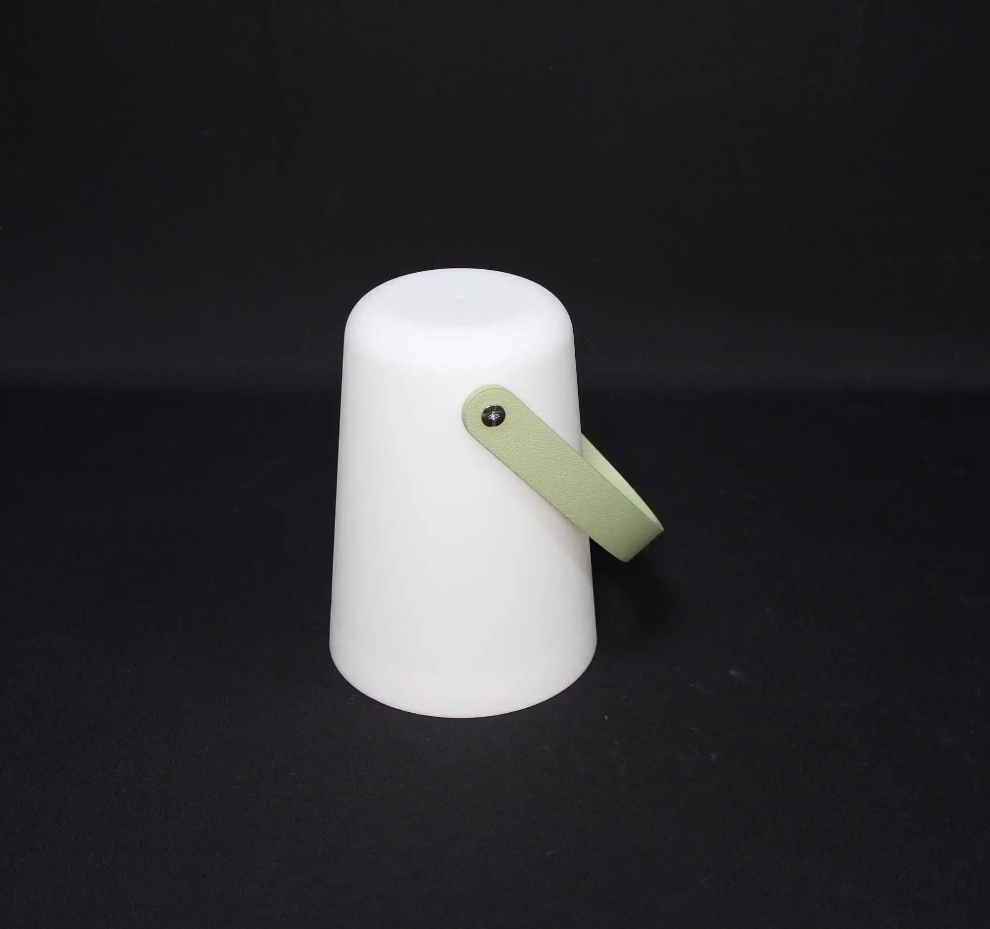 LED-Lampe "Green Handle" im Frank Flechtwaren Online Shop für Gartenbeleuchtung kaufen LED-Lampe "Green Handle" im Frank Flechtwaren Online Shop für Gartenbeleuchtung kaufen