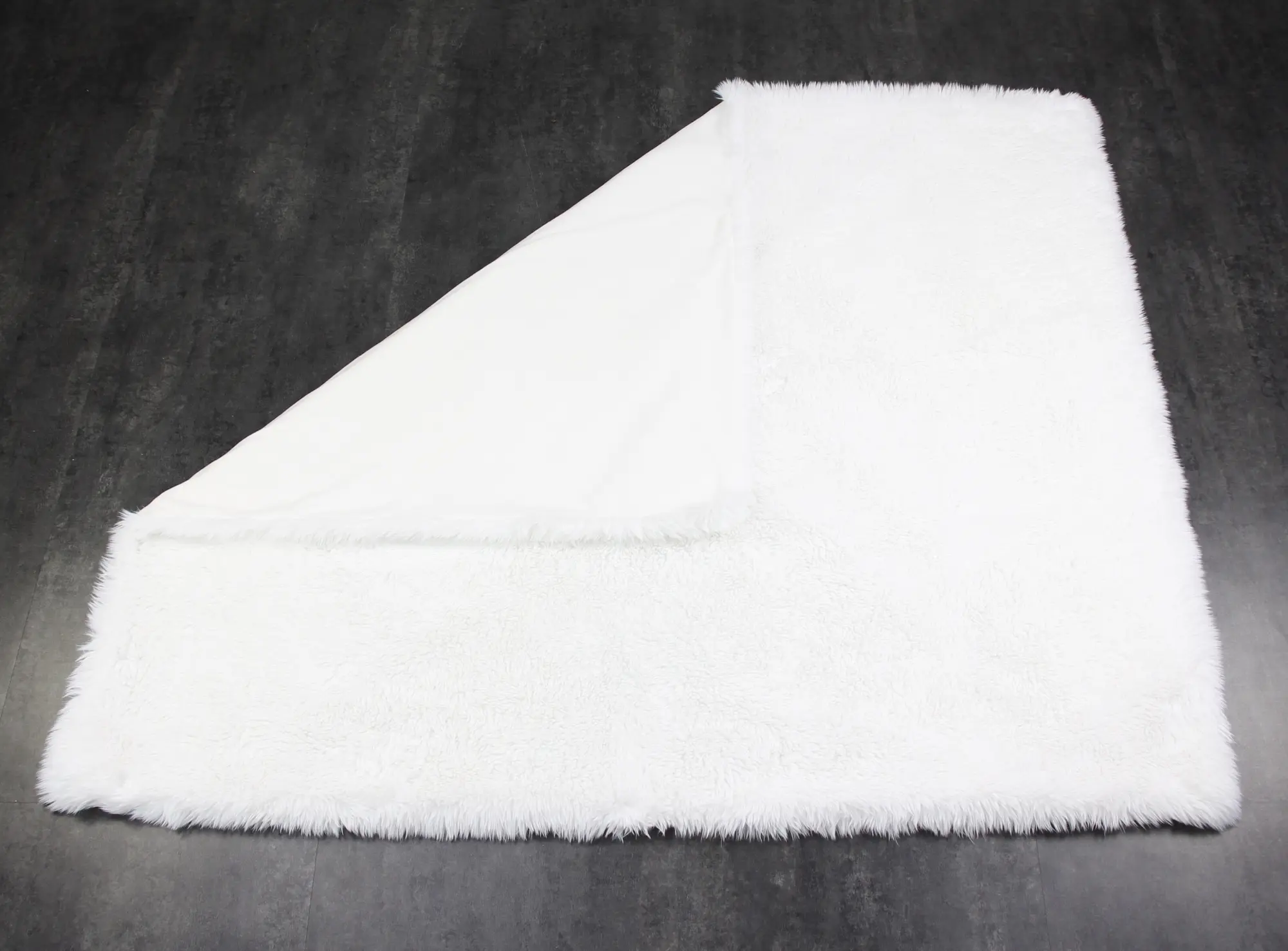 Kunstfelldecke "Offwhite" im Frank Flechtwaren Online Shop für Kinderzimmer kaufen Kunstfelldecke "Offwhite" im Frank Flechtwaren Online Shop für Kinderzimmer kaufen