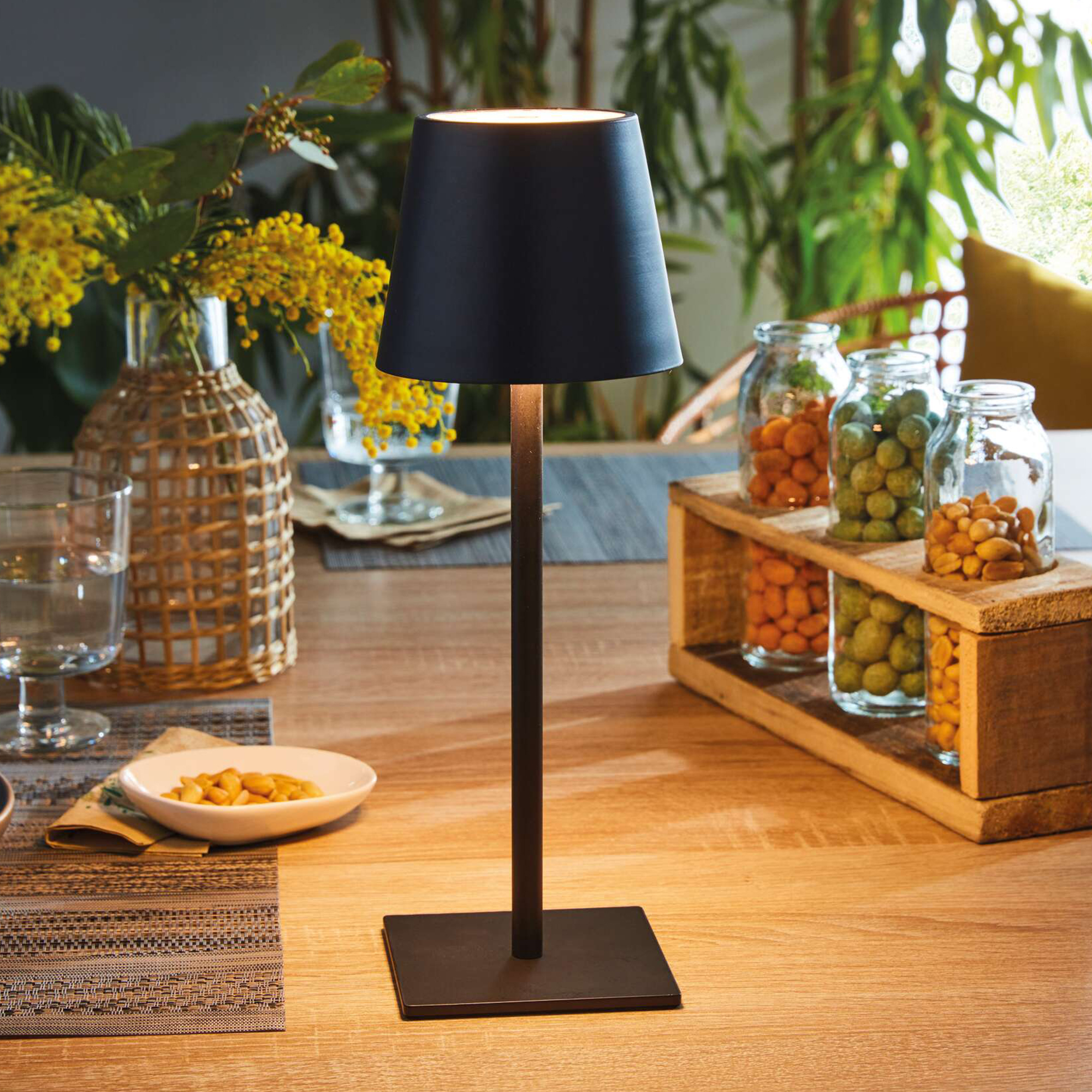 LED-Tischlampe "Black"  im Frank Flechtwaren Online Shop kaufen