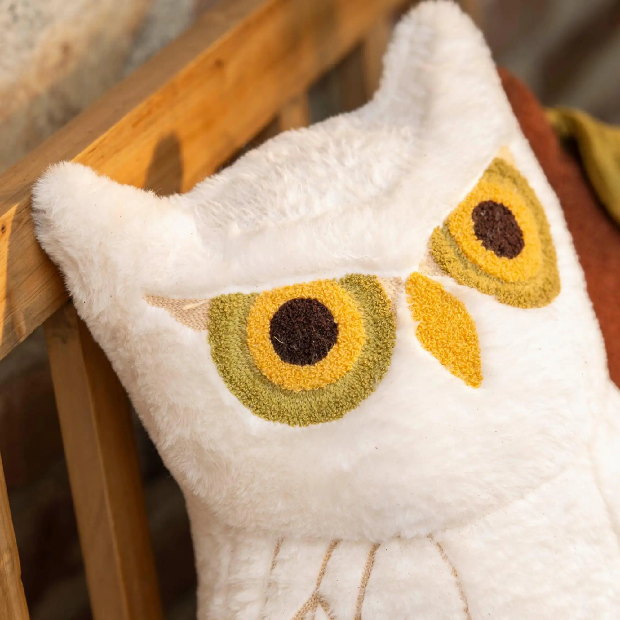 Deko-Kissen "Eule"  im Frank Flechtwaren Online Shop für Herbstliche Kissen &amp; Kissenhüllen kaufen