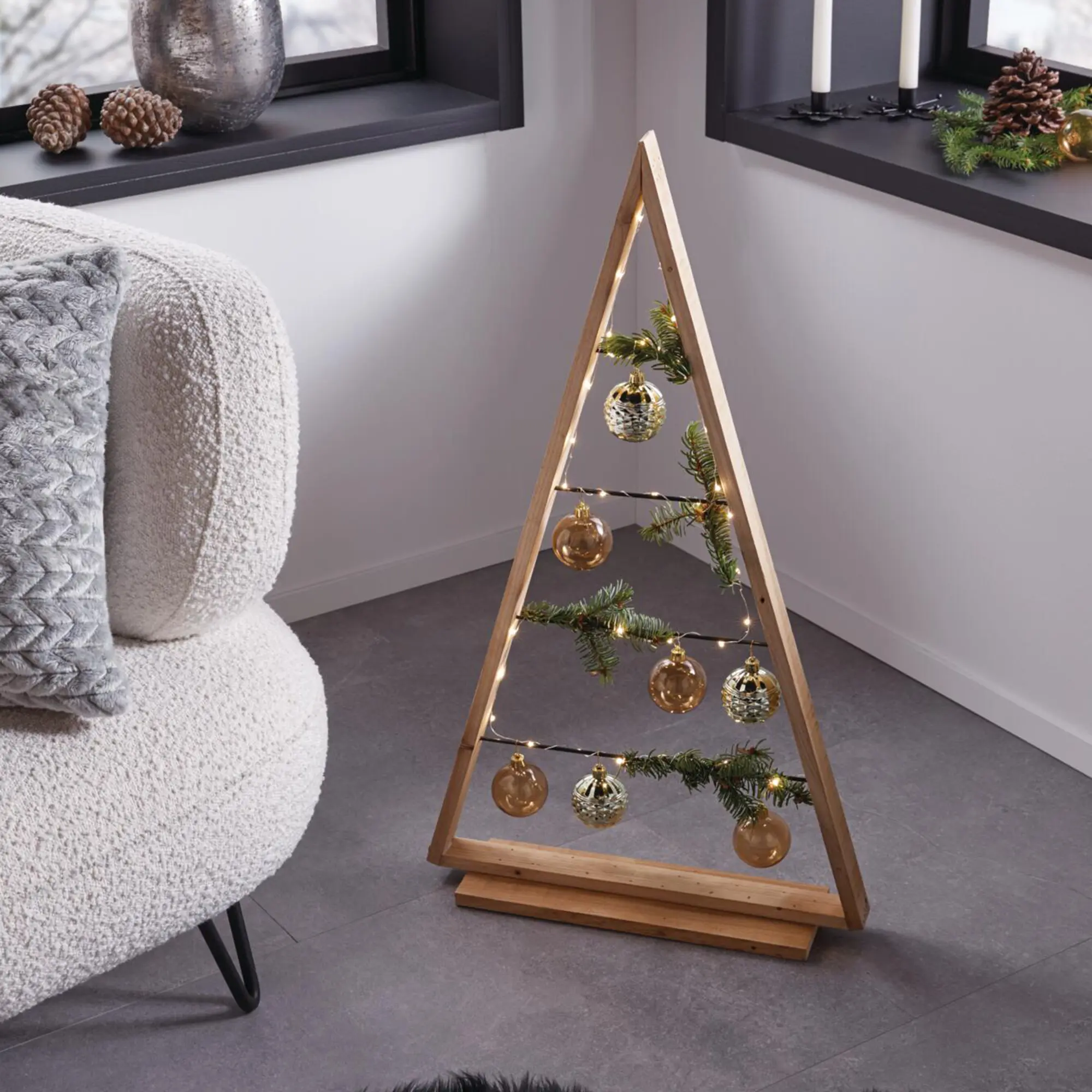 Deko-Tanne "Pyramide"  im Frank Flechtwaren Online Shop kaufen
