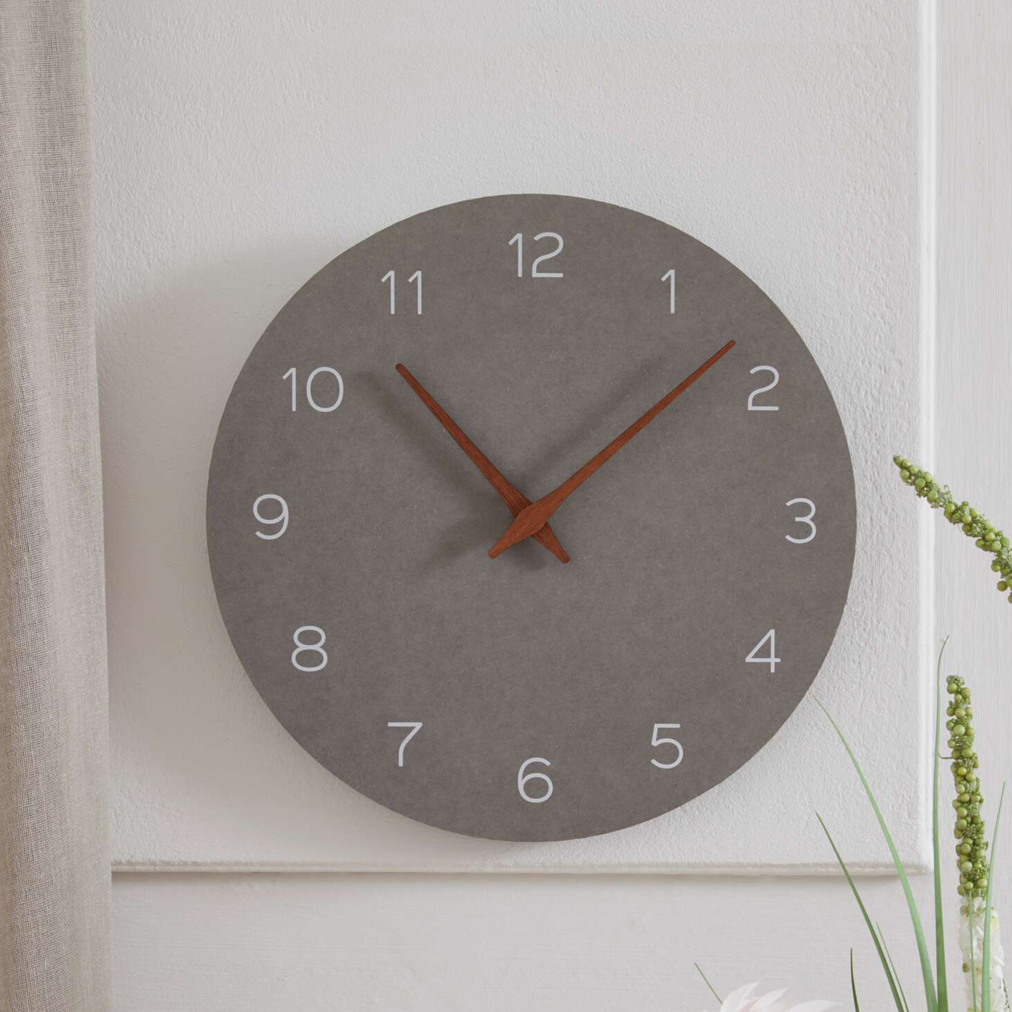 Wanduhr "Grau"  im Frank Flechtwaren Online Shop kaufen
