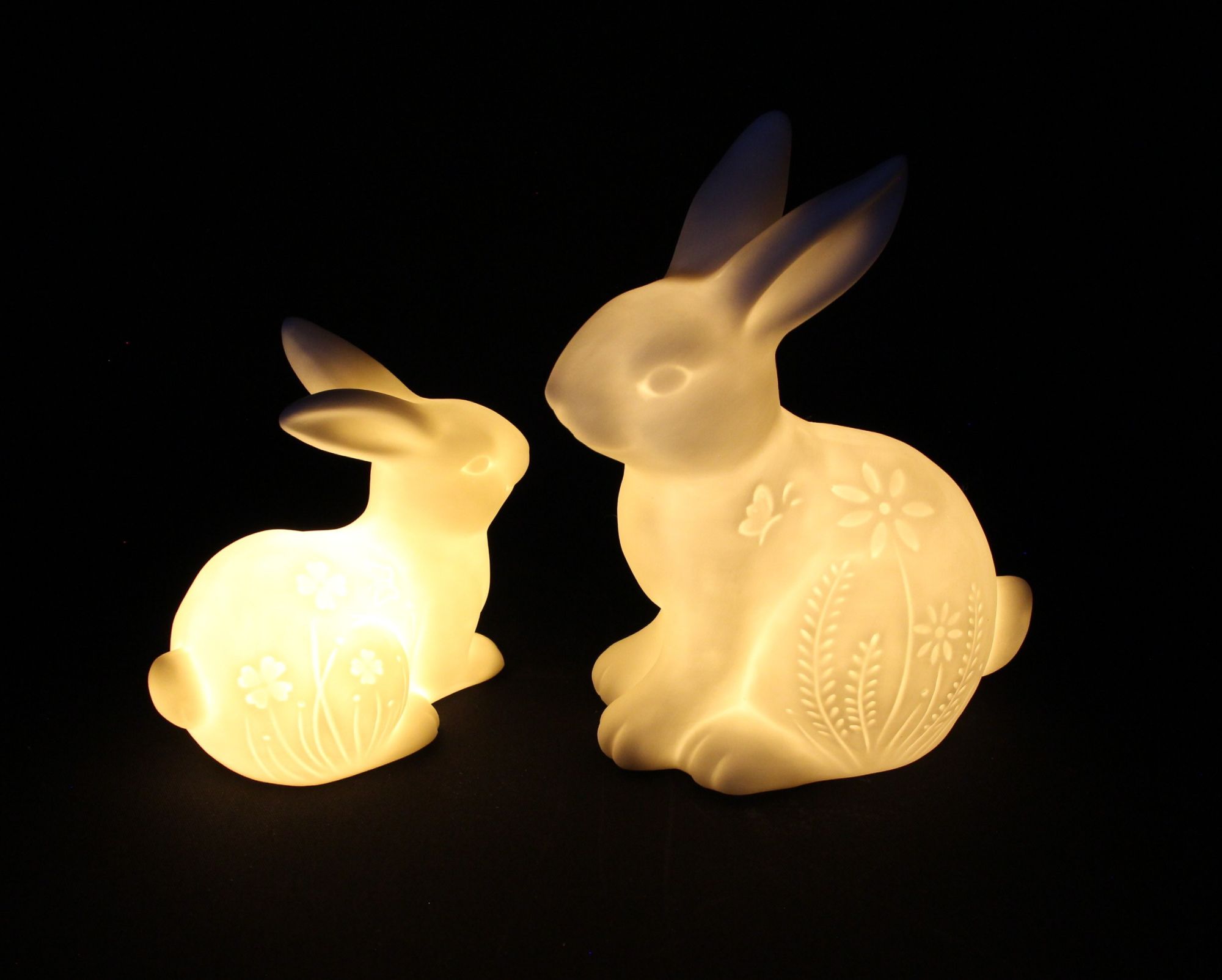 LED-Hase "Blumenwiese", 2er Set im Frank Flechtwaren Online Shop für Ostern kaufen LED-Hase "Blumenwiese", 2er Set im Frank Flechtwaren Online Shop für Ostern kaufen