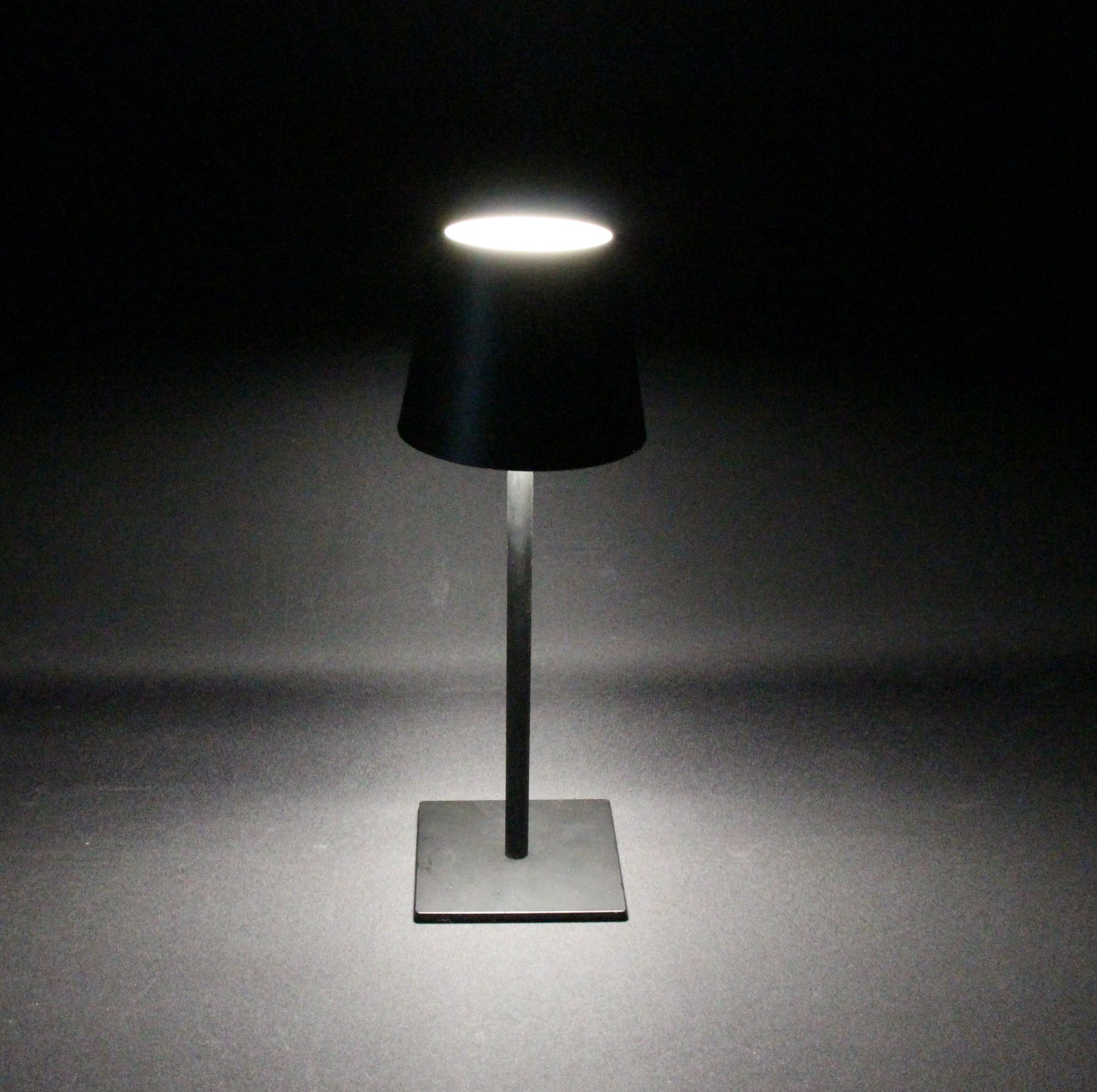 LED-Tischlampe "Black" im Frank Flechtwaren Online Shop für LED-Lampen kaufen LED-Tischlampe "Black" im Frank Flechtwaren Online Shop für LED-Lampen kaufen