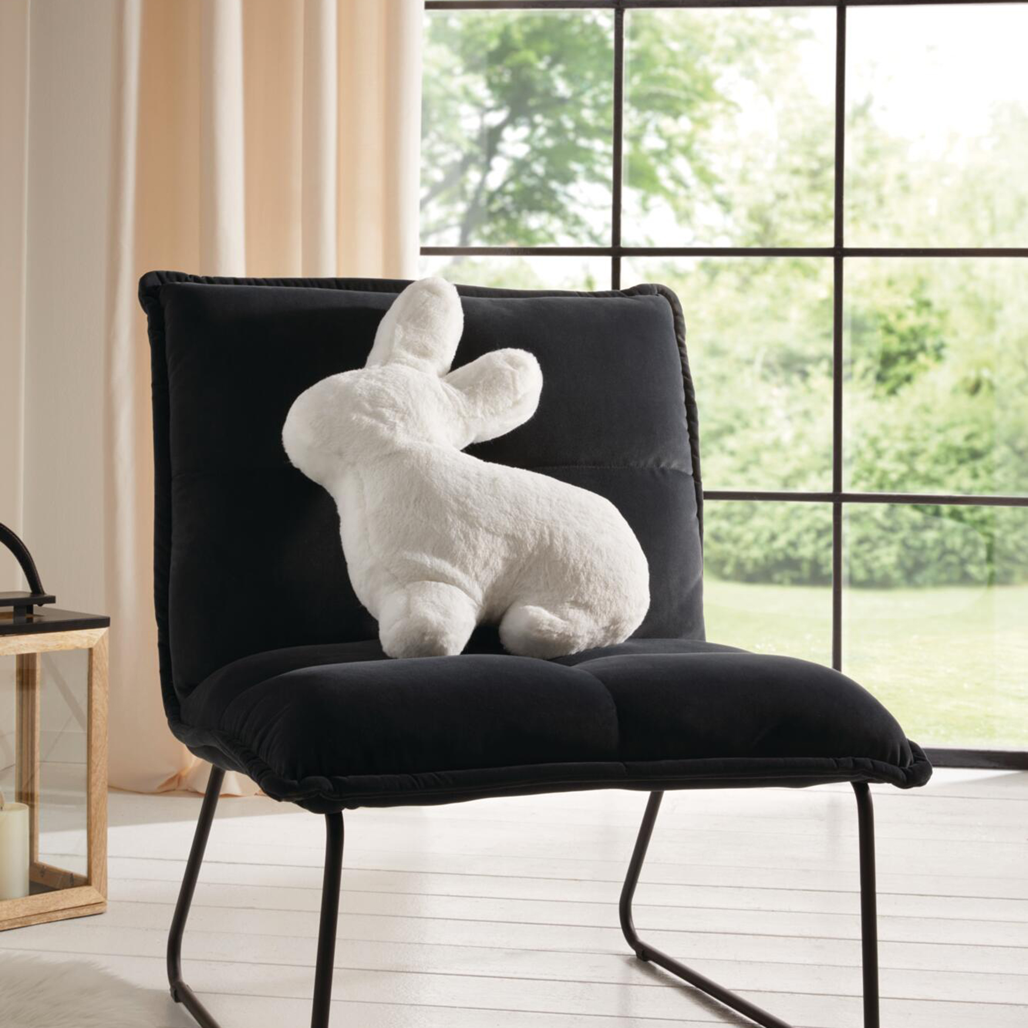 Dekokissen "Weißes Häschen"  im Frank Flechtwaren Online Shop kaufen