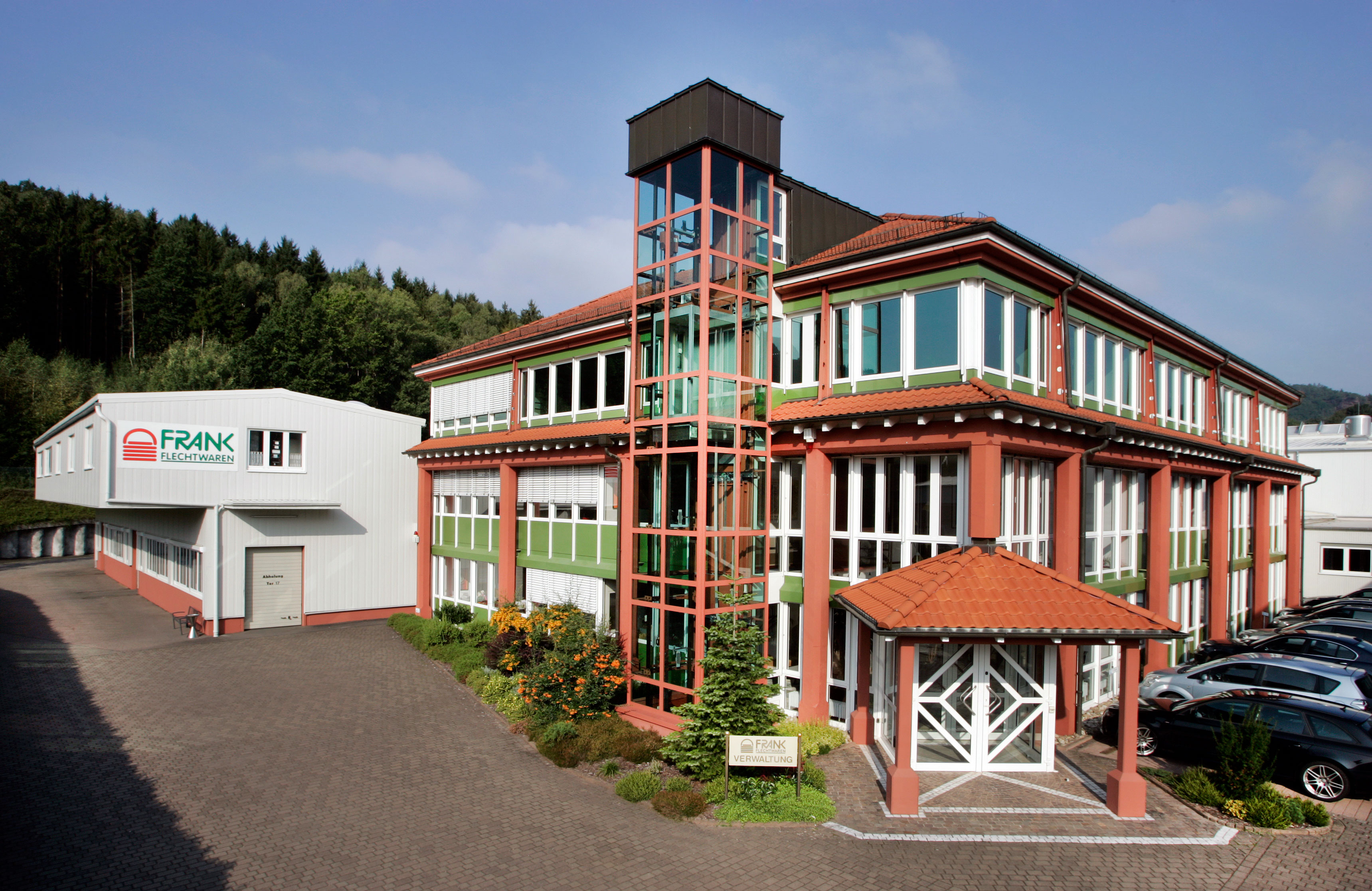 Firmengebäude von Frank Flechtwaren Außenansicht des Firmengebäudes von Frank Flechtwaren
