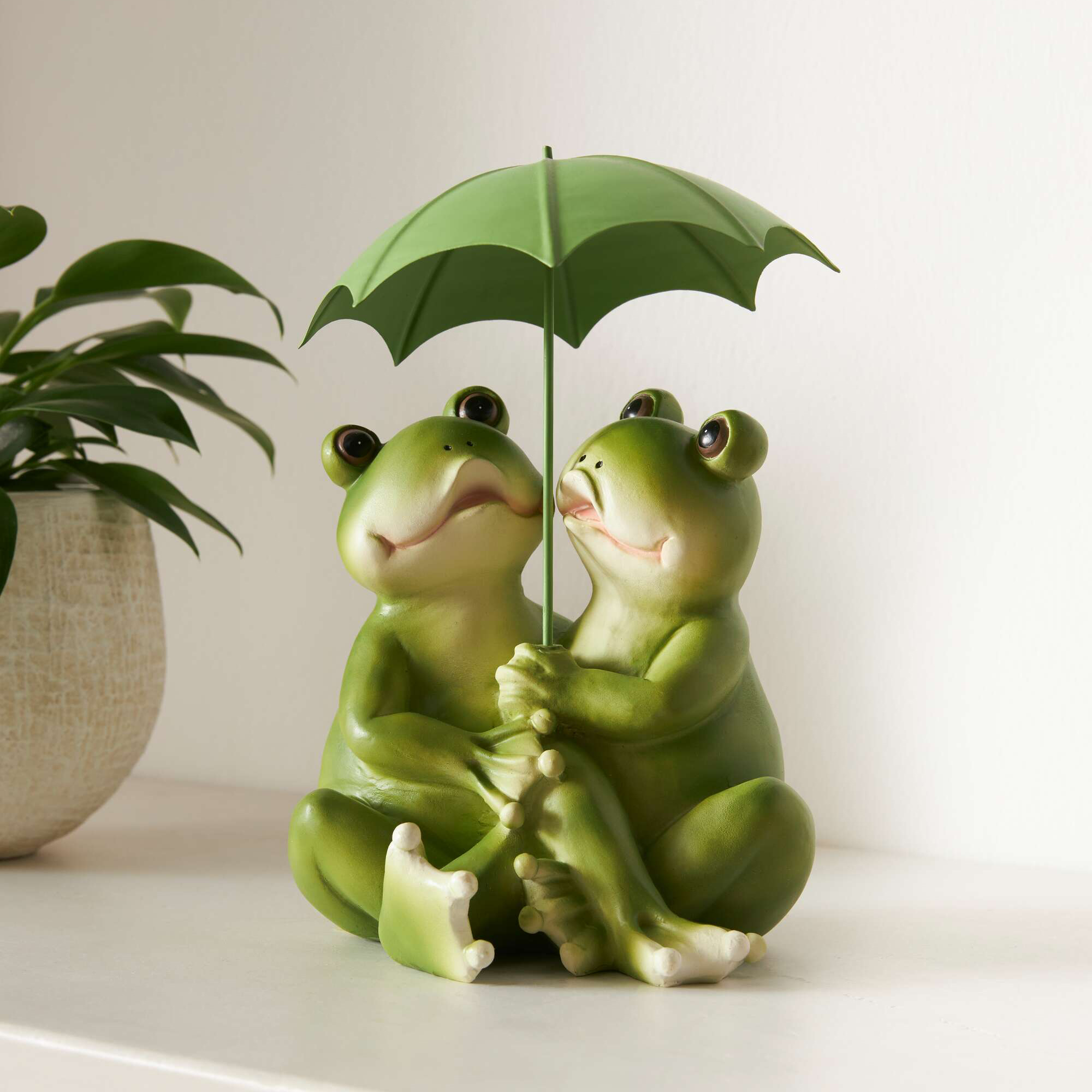 Froschpaar "Regenschirm"  im Frank Flechtwaren Online Shop kaufen