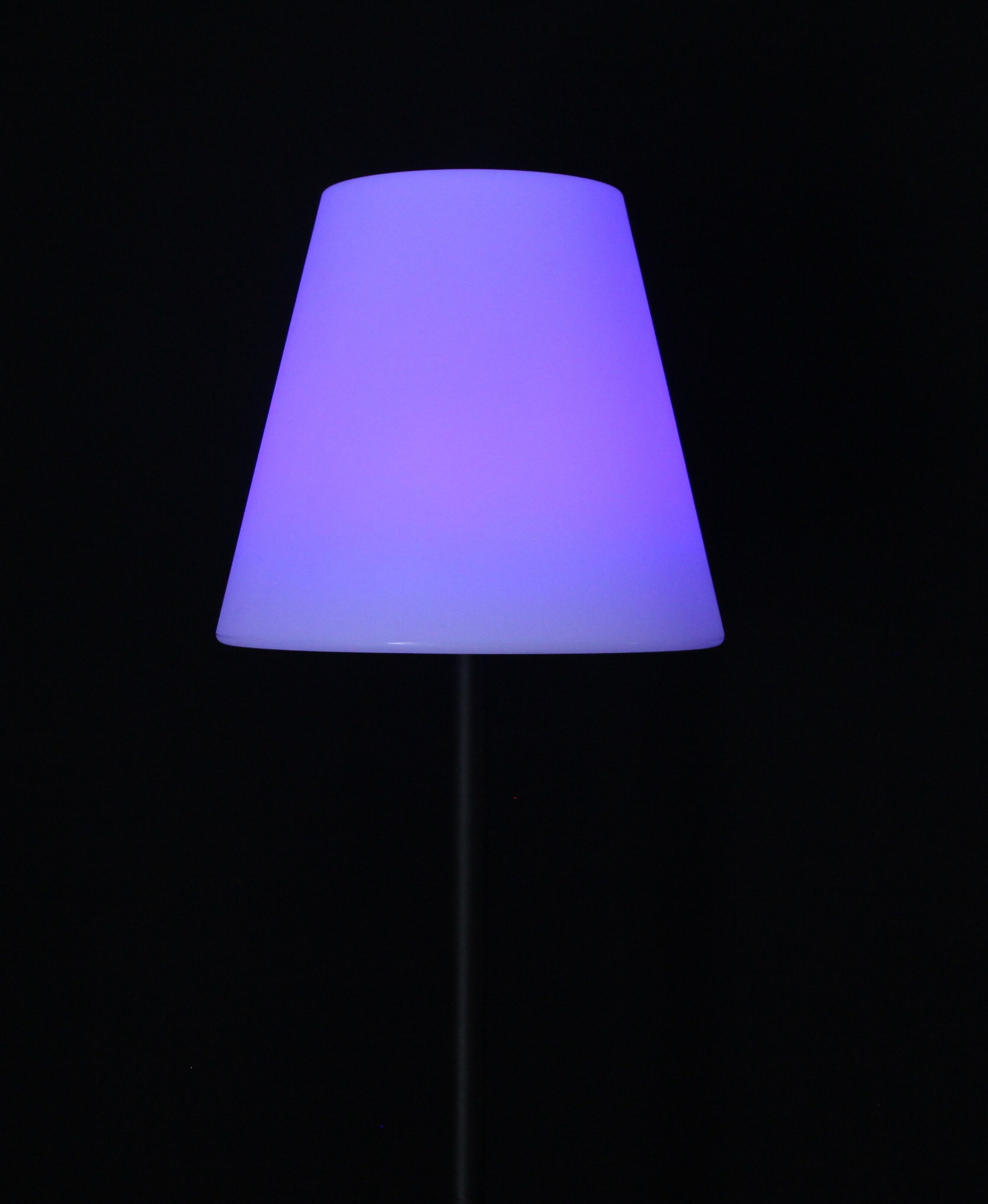 LED-Solar-Stehlampe "Outdoor" im Frank Flechtwaren Online Shop für LED-Lampen kaufen LED-Solar-Stehlampe "Outdoor" im Frank Flechtwaren Online Shop für LED-Lampen kaufen