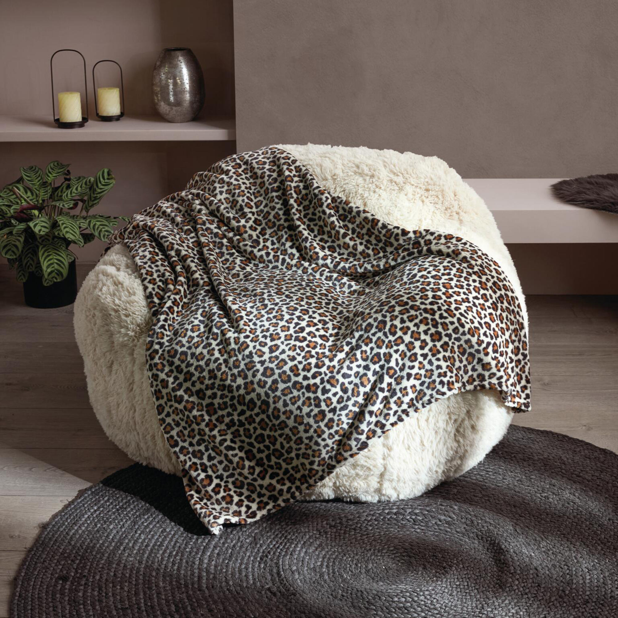 Kuscheldecke "Leo"  im Frank Flechtwaren Online Shop für Animal Print kaufen