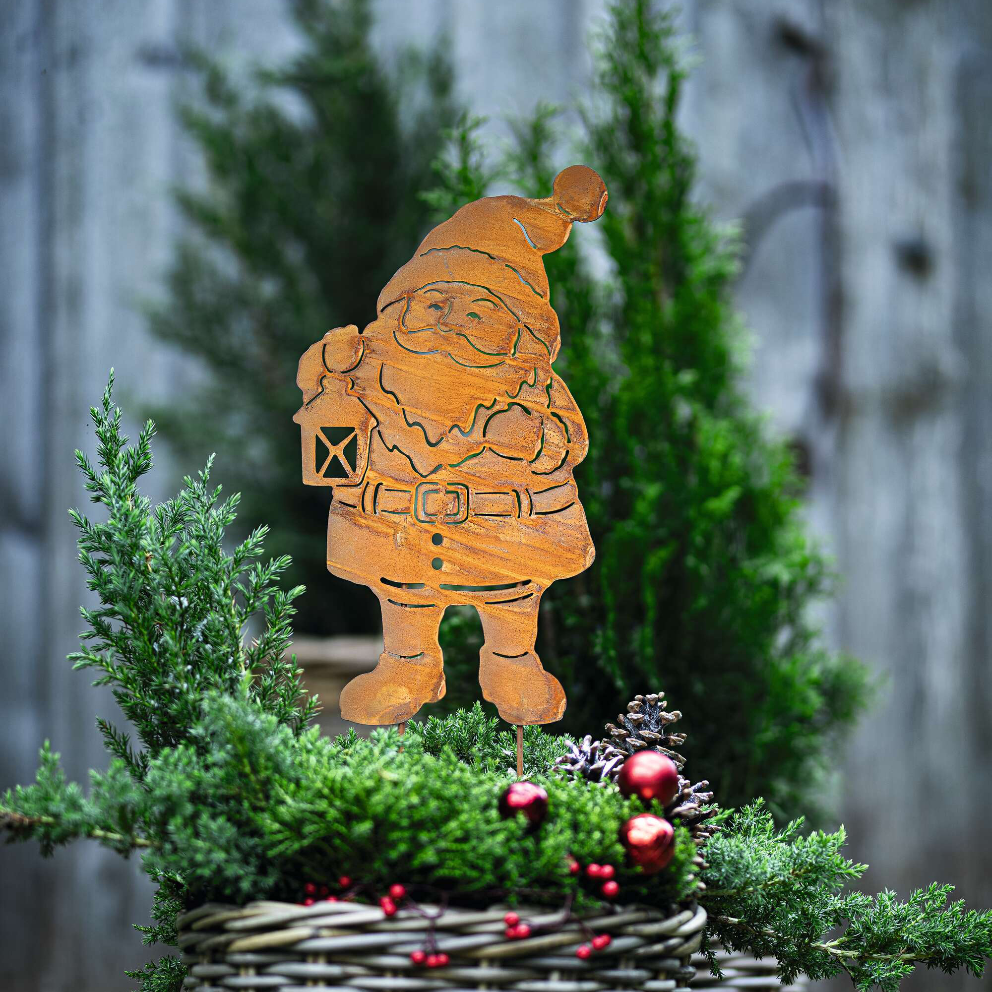 Stecker "Santa mit Laterne"  im Frank Flechtwaren Online Shop kaufen