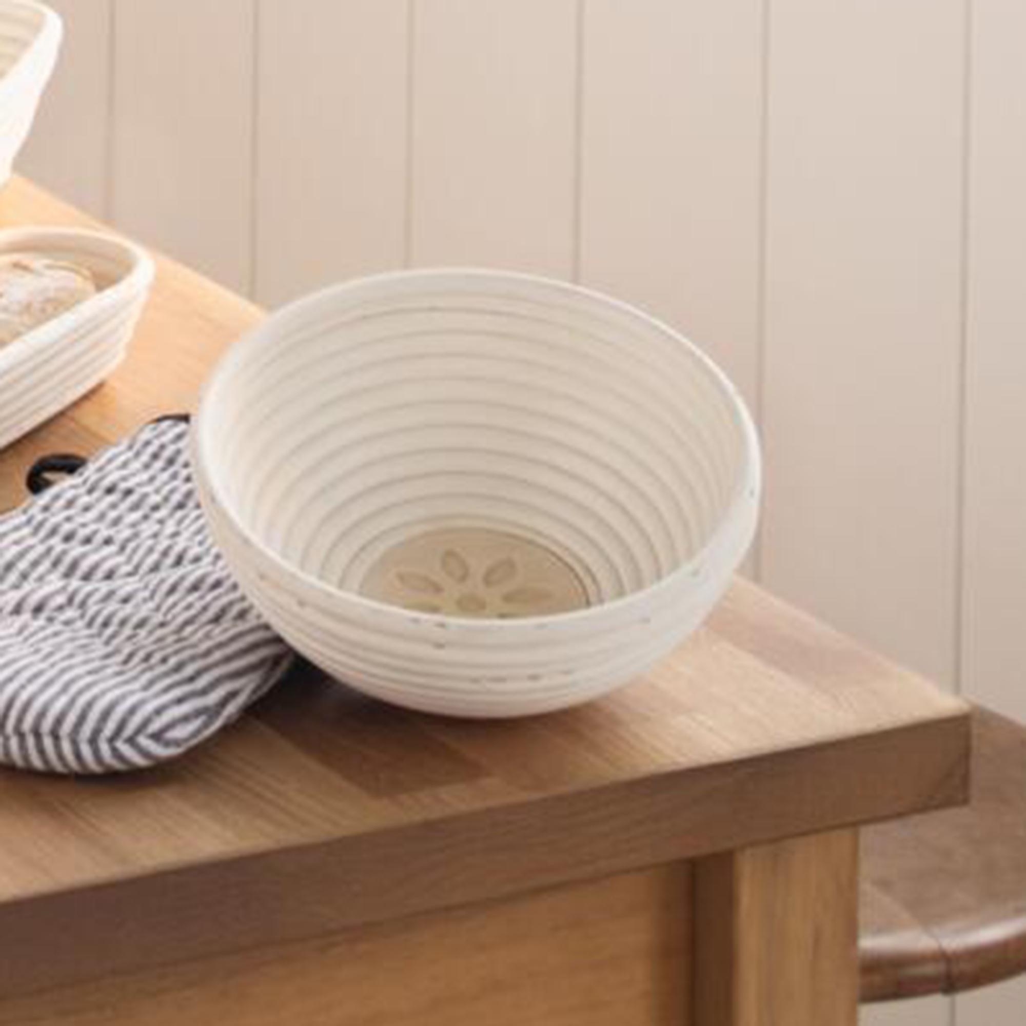 Gärkorb "Blümchen", rund  im Frank Flechtwaren Online Shop kaufen