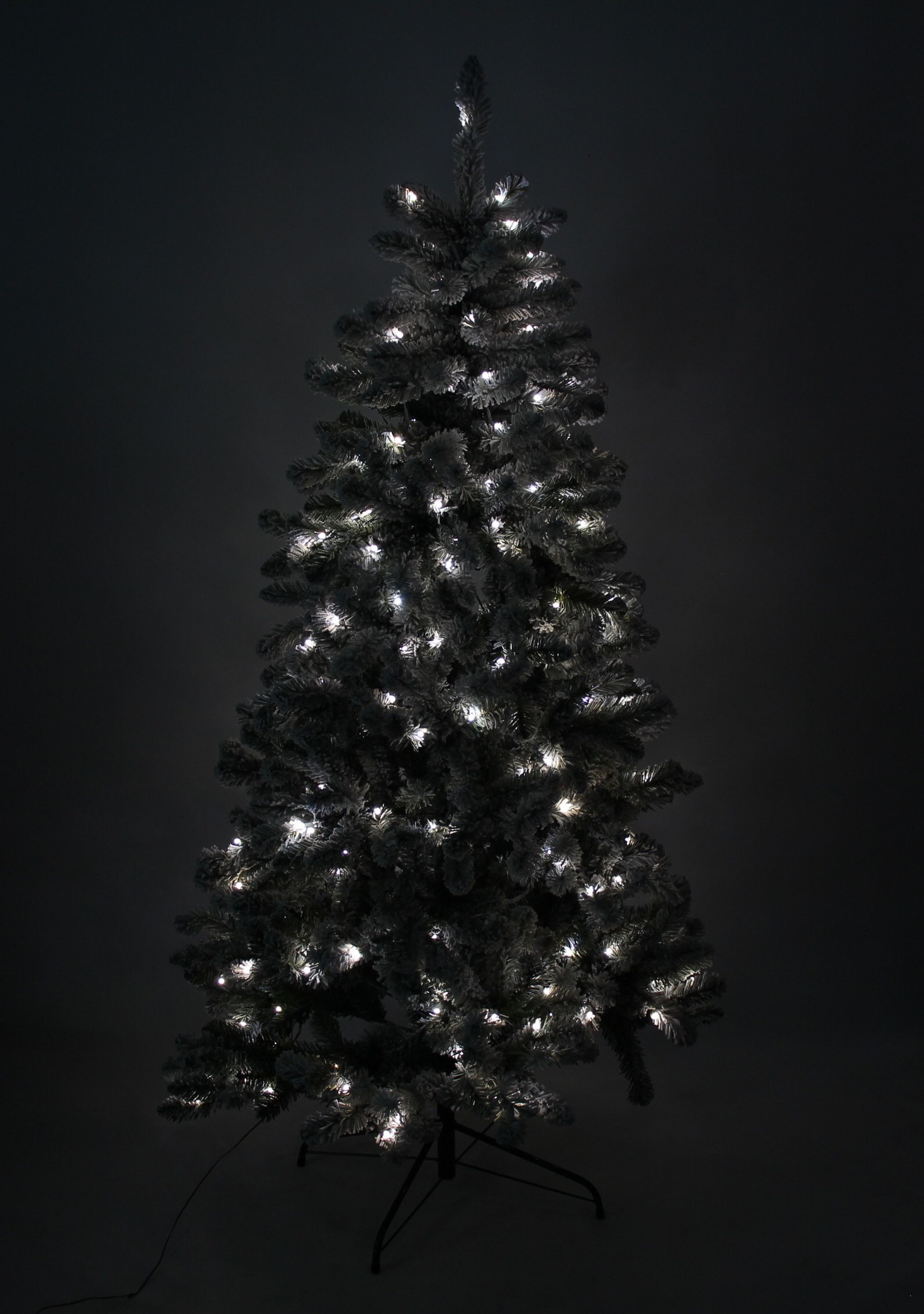 LED-Tannenbaum "Schneebedeckt"  im Frank Flechtwaren Online Shop für Gartenbeleuchtung kaufen