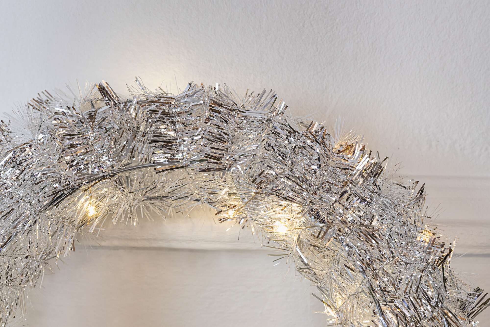 LED-Kranz "Silberglimmer"  im Frank Flechtwaren Online Shop für Weihnachtliche Kränze kaufen