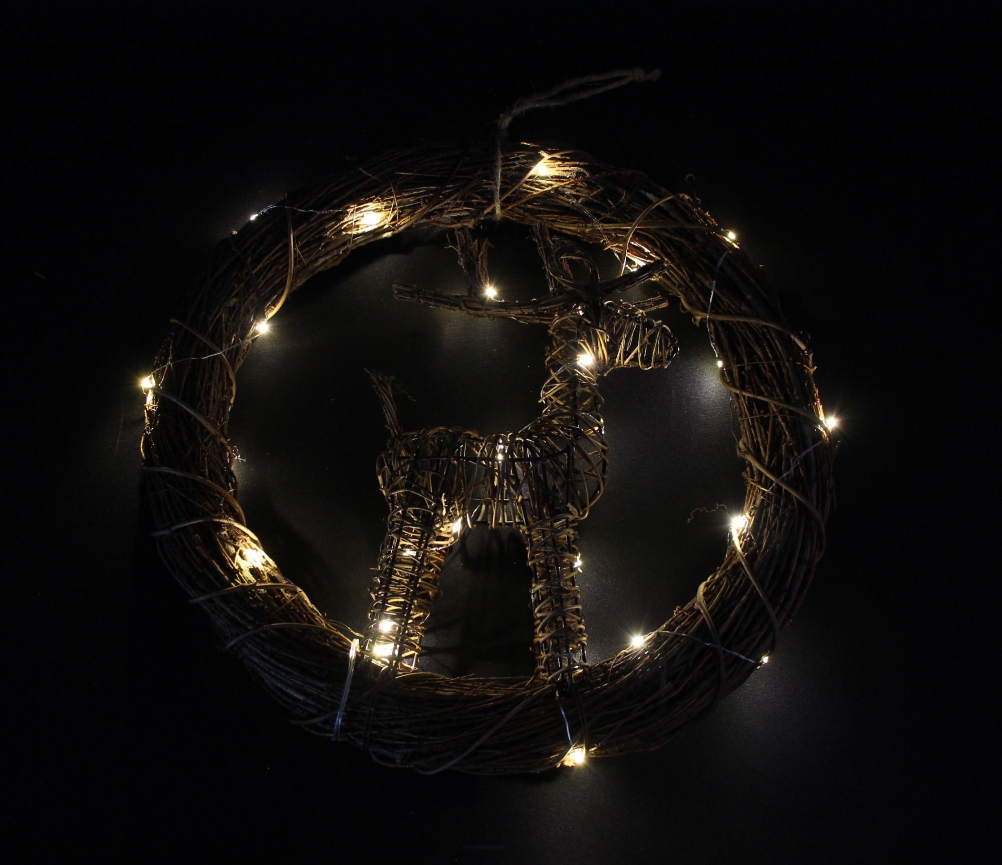 Acheter Couronne LED "renne"  dans la boutique en ligne de Frank Flechtwaren pour Automne