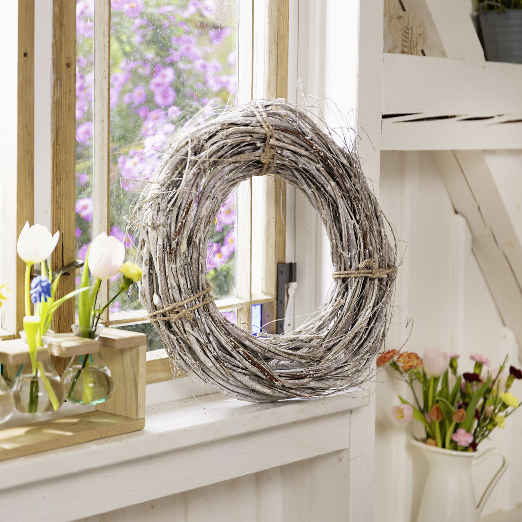Reisigkranz "White Charme"  im Frank Flechtwaren Online Shop kaufen