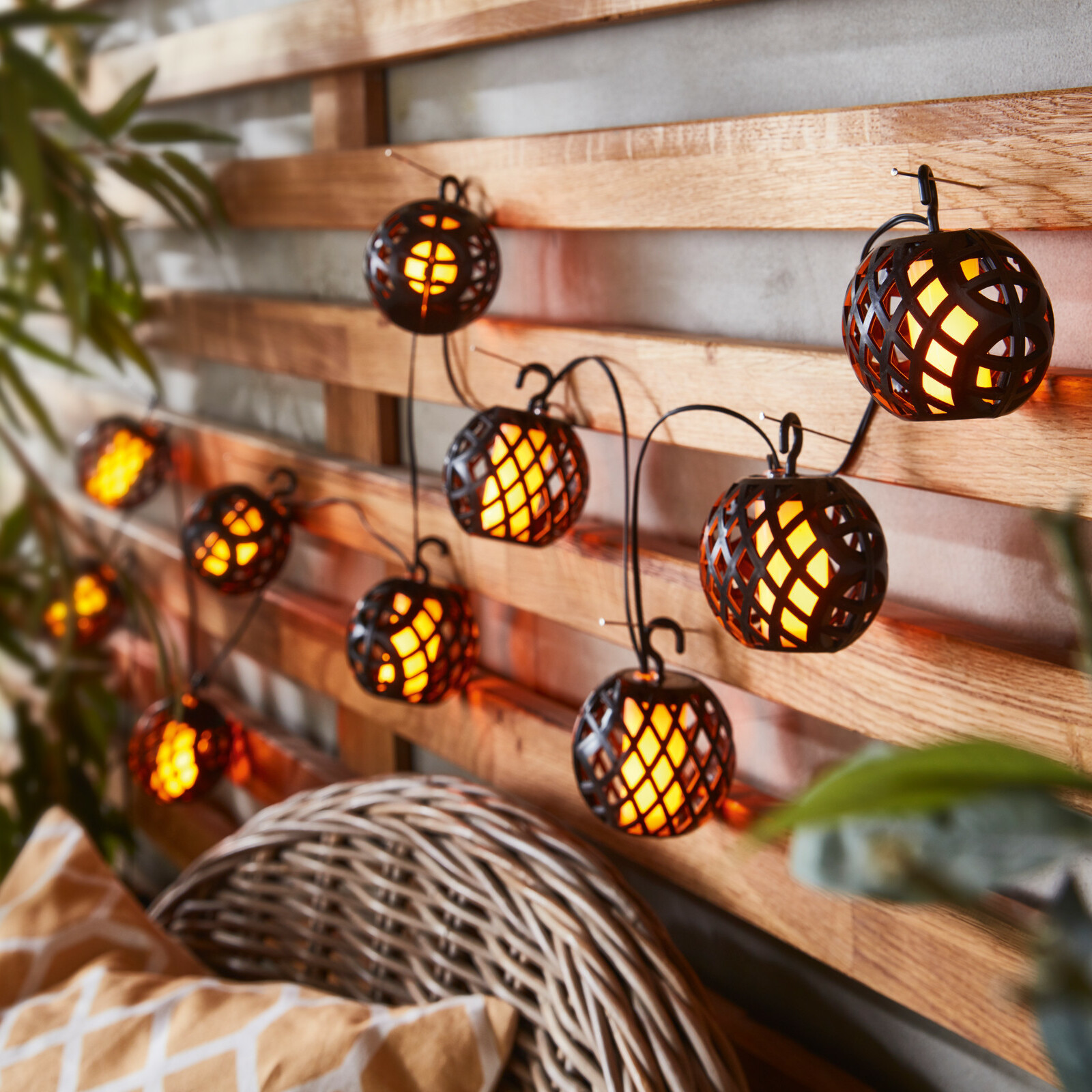 LED-Lichterkette "Flamme"  im Frank Flechtwaren Online Shop kaufen