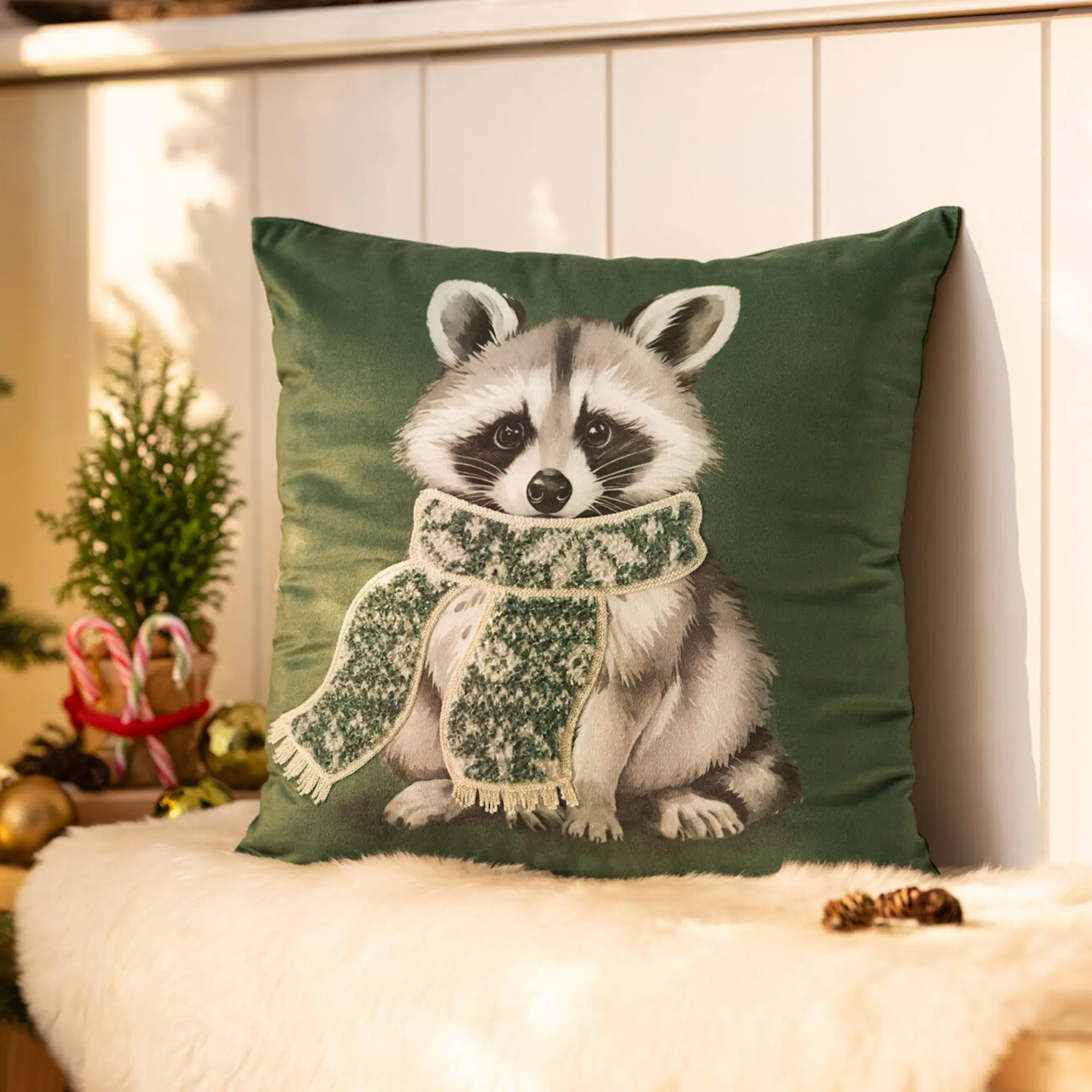 Kissenhülle "Waschbärchen"  im Frank Flechtwaren Online Shop für Weihnachtliche Kissen &amp; Kissenhüllen kaufen