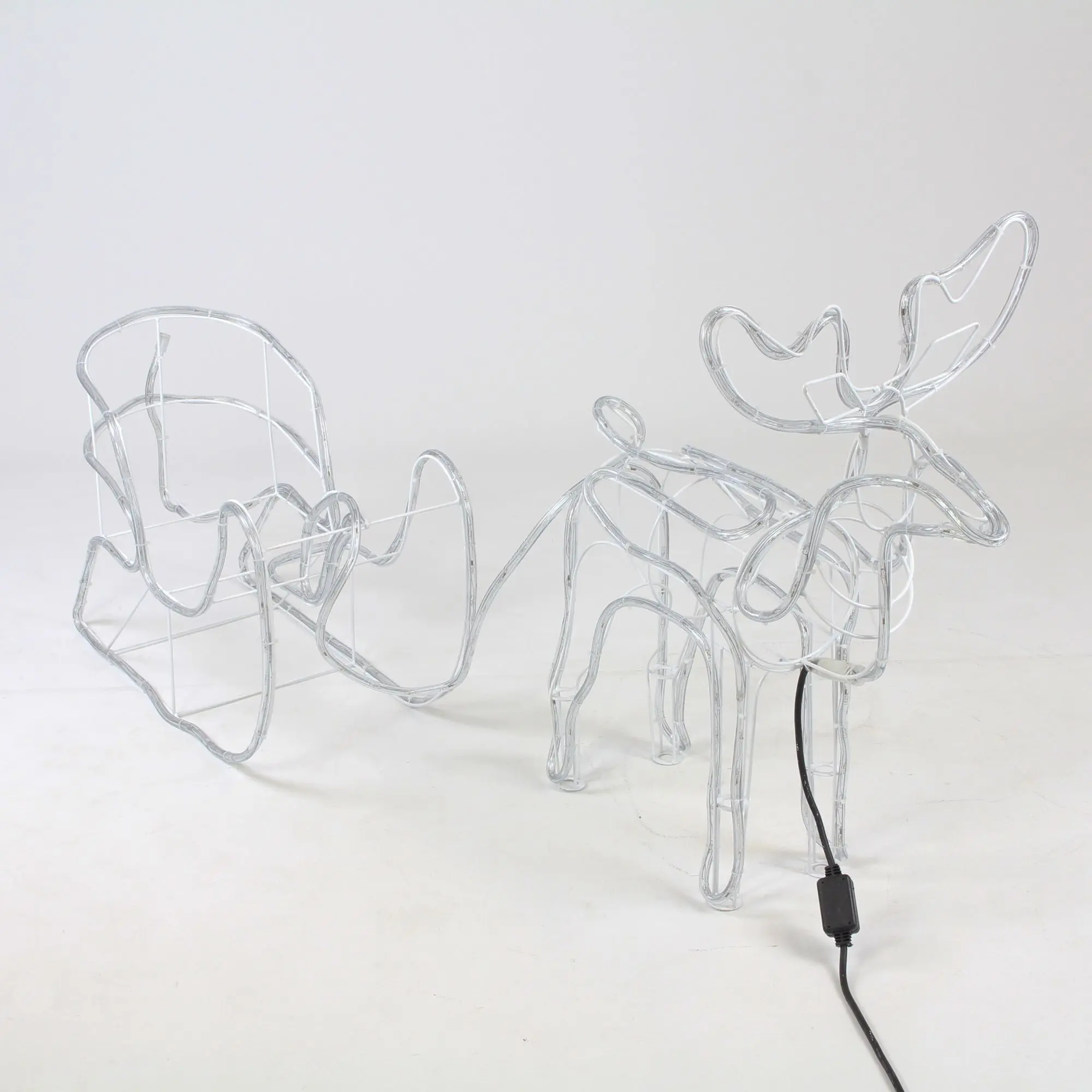 LED-Deko "Rentier mit Schlitten"  im Frank Flechtwaren Online Shop für Weihnachten kaufen