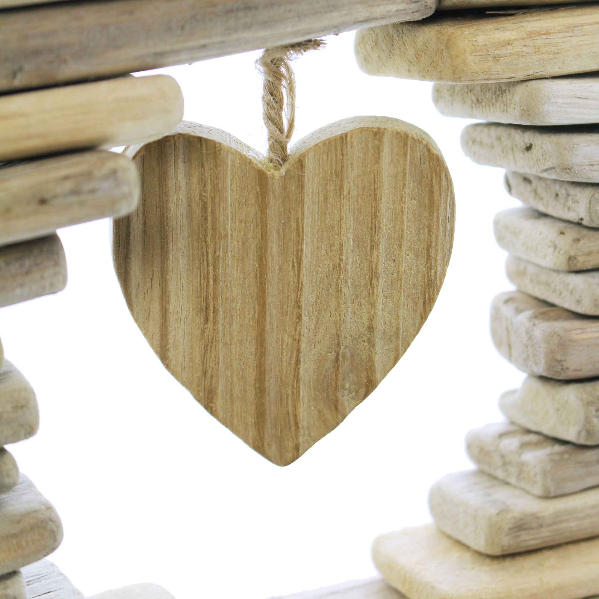Kranz "Wooden-Heart" im Frank Flechtwaren Online Shop für Ostern kaufen Kranz "Wooden-Heart" im Frank Flechtwaren Online Shop für Ostern kaufen