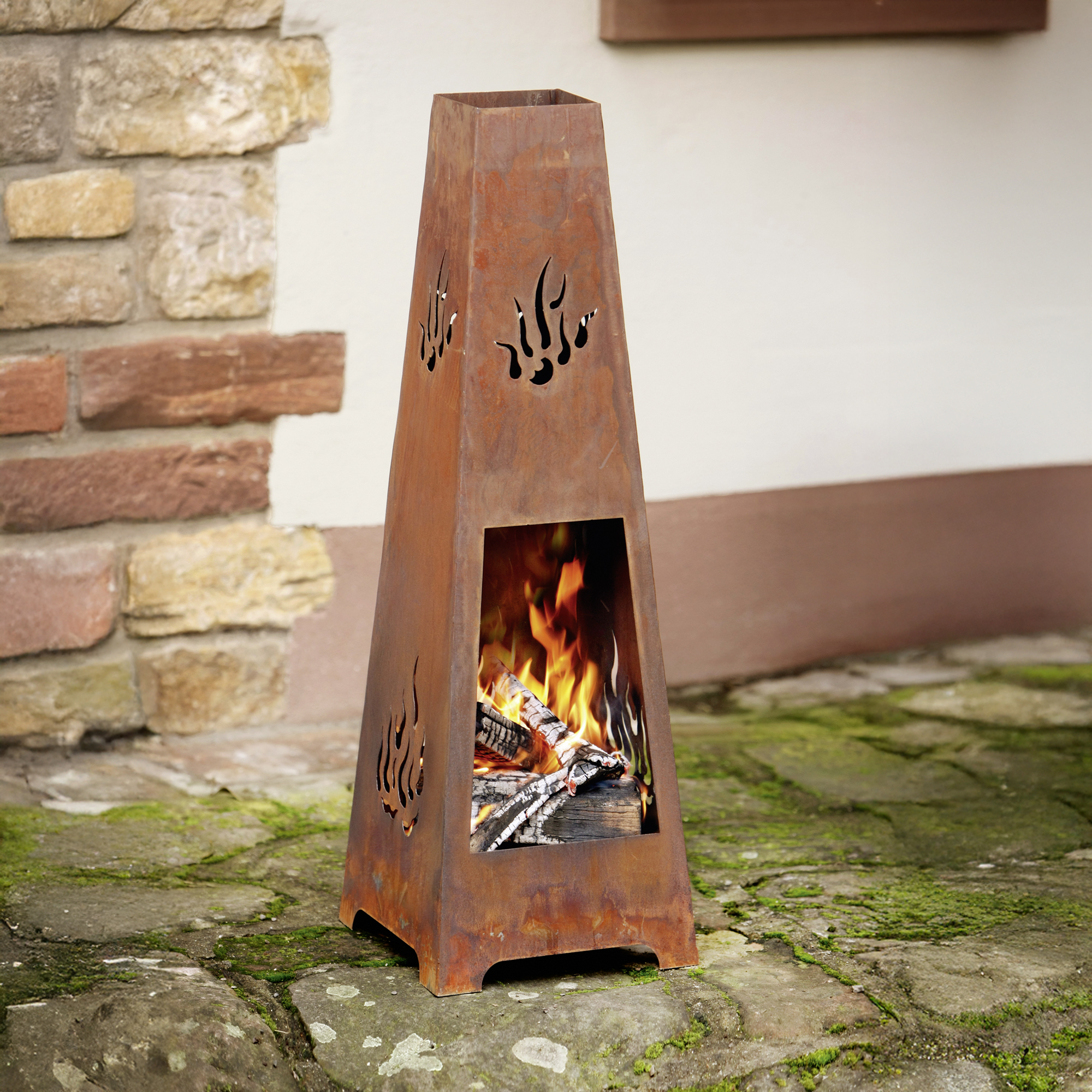 Metall-Kamin "Flamme" im Frank Flechtwaren Online Shop für Feuerschalen kaufen Metall-Kamin "Flamme" im Frank Flechtwaren Online Shop für Feuerschalen kaufen