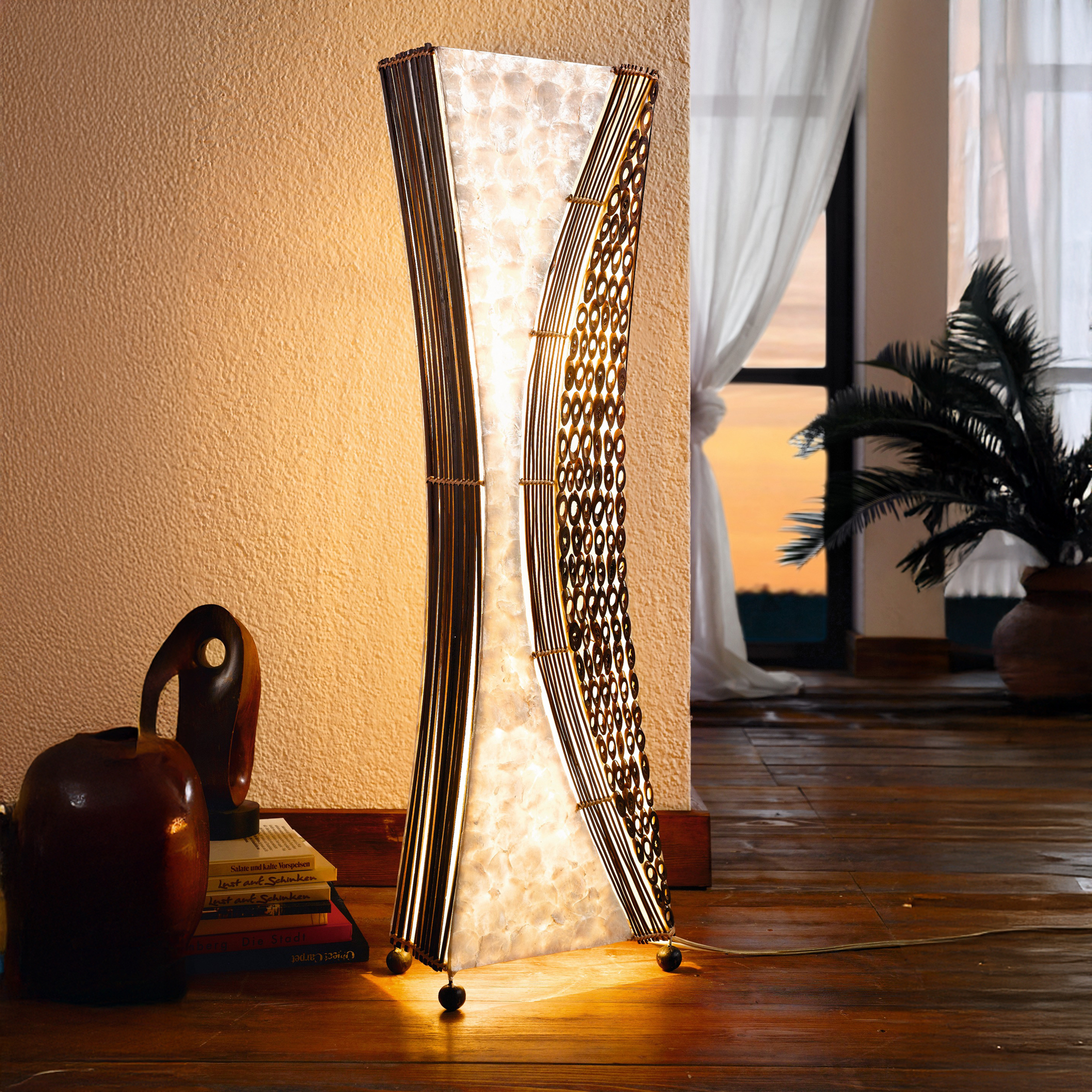 Stehlampe "Bali"  im Frank Flechtwaren Online Shop für Wohnzimmer kaufen