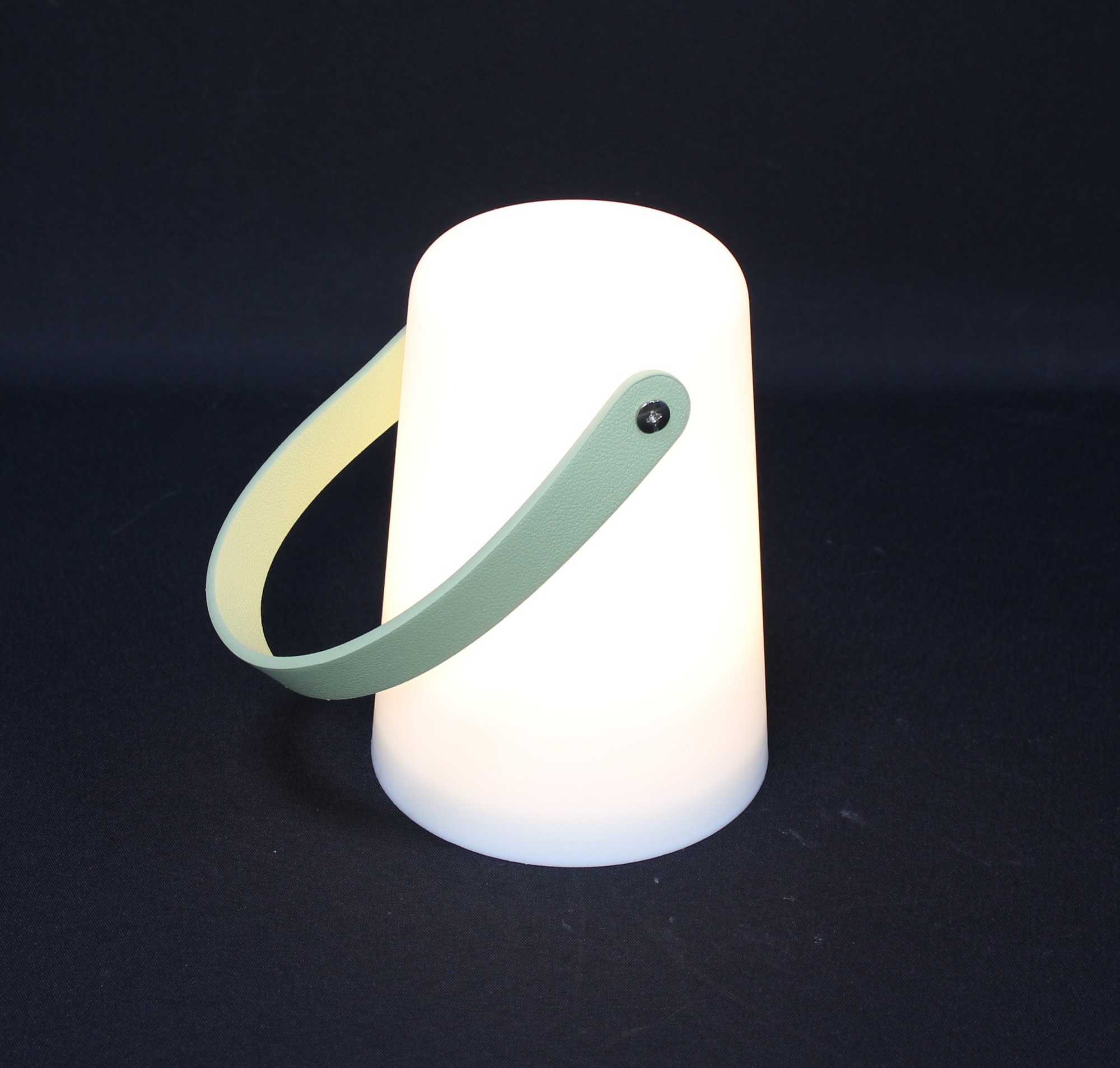 LED-Lampe "Green Handle" im Frank Flechtwaren Online Shop für Gartenbeleuchtung kaufen LED-Lampe "Green Handle" im Frank Flechtwaren Online Shop für Gartenbeleuchtung kaufen