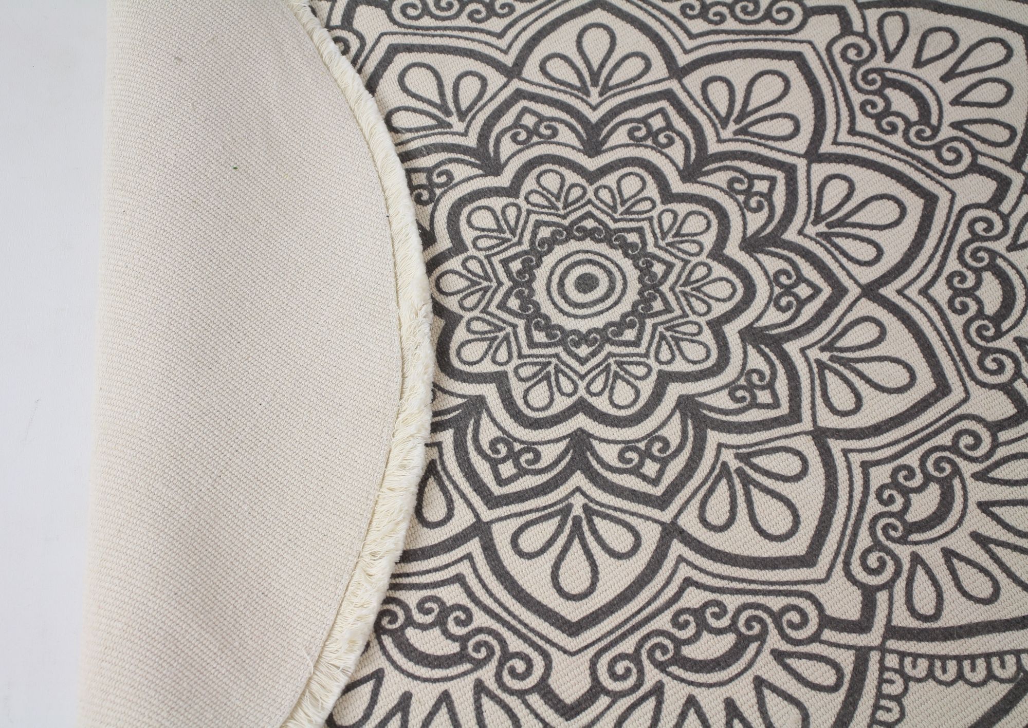 Teppich "Mandala" im Frank Flechtwaren Online Shop für Teppiche kaufen Teppich "Mandala" im Frank Flechtwaren Online Shop für Teppiche kaufen