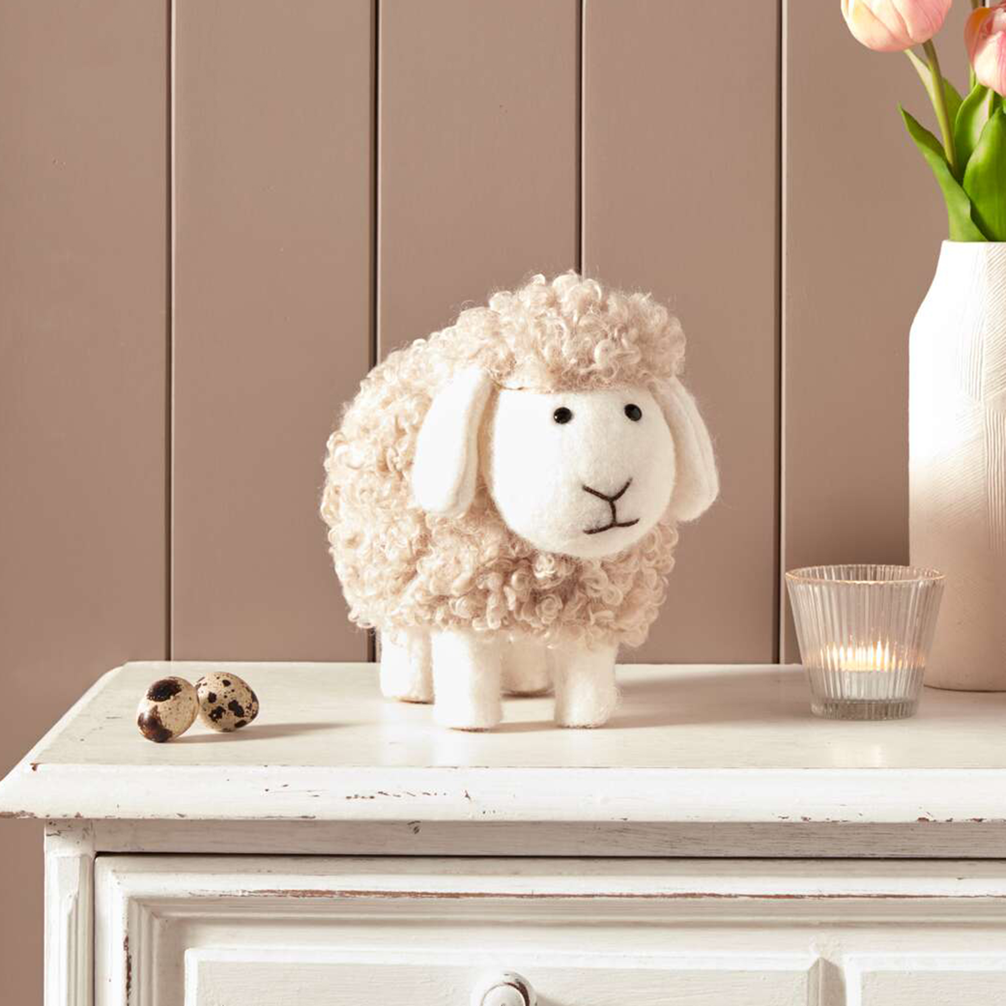 Dekoschäfchen "Wolli" im Frank Flechtwaren Online Shop für Ostern kaufen Dekoschäfchen "Wolli" im Frank Flechtwaren Online Shop für Ostern kaufen