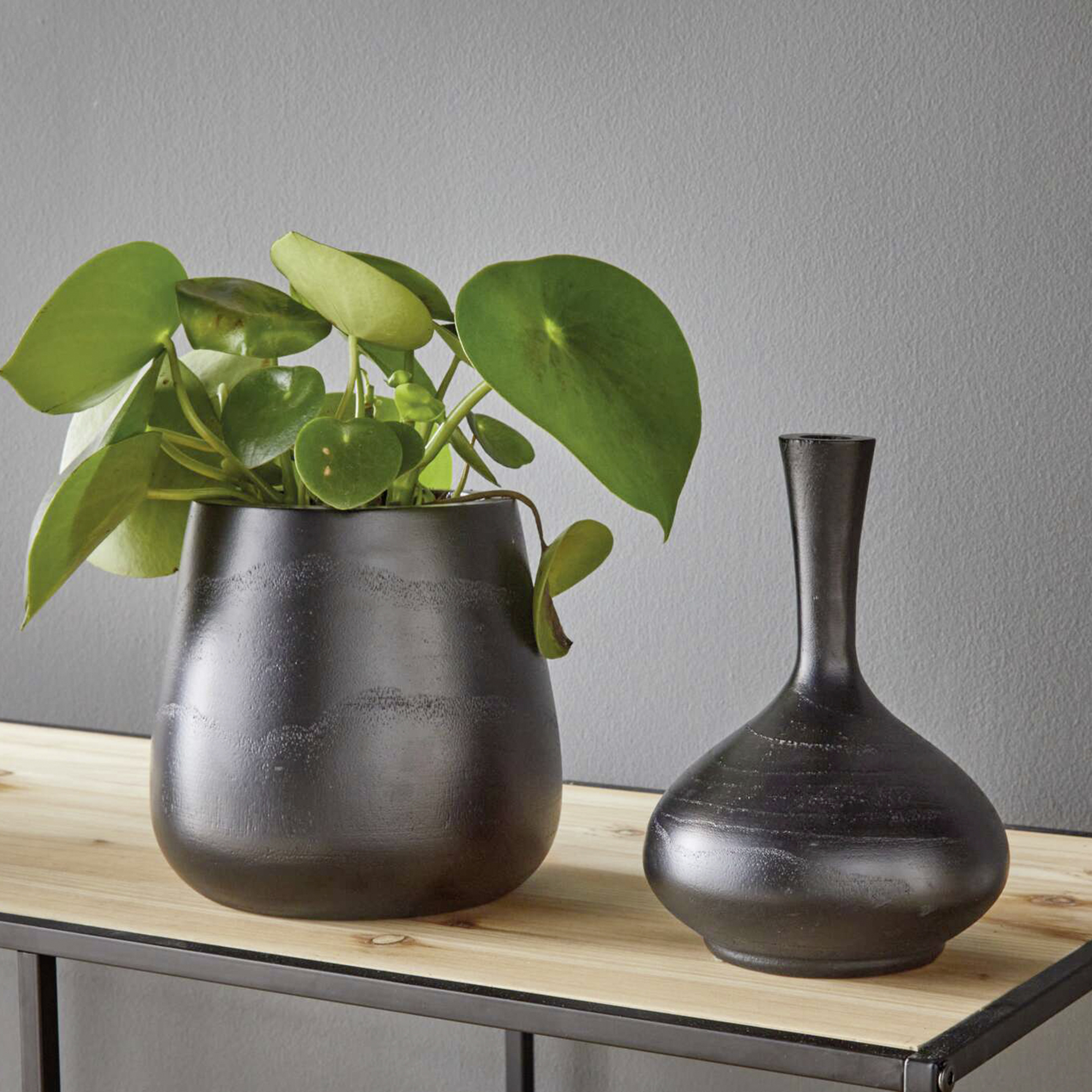 Acheter Vase décoratif "Black"  dans la boutique en ligne de Frank Flechtwaren pour Salon