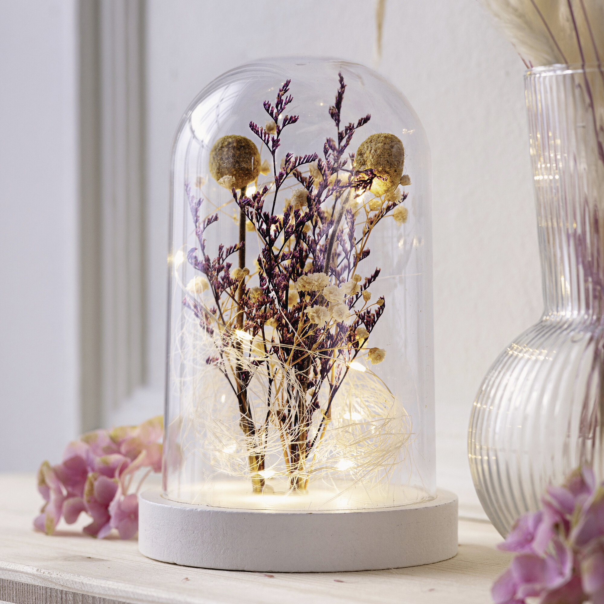 LED-Glocke "Trockenblumen"  im Frank Flechtwaren Online Shop für LED-Dekoobjekte kaufen