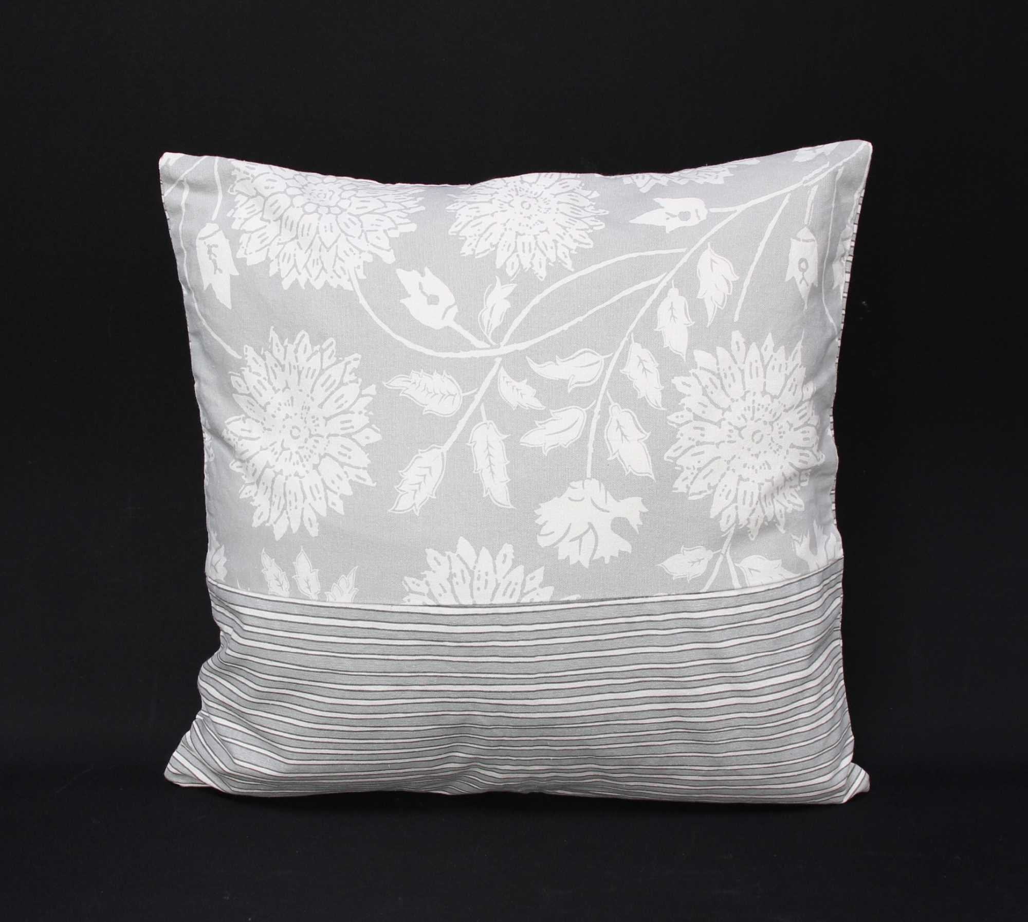 Acheter Housse de coussin "Flora" dans la boutique en ligne de Frank Flechtwaren pour Remplissages Acheter Housse de coussin "Flora" dans la boutique en ligne de Frank Flechtwaren pour Remplissages