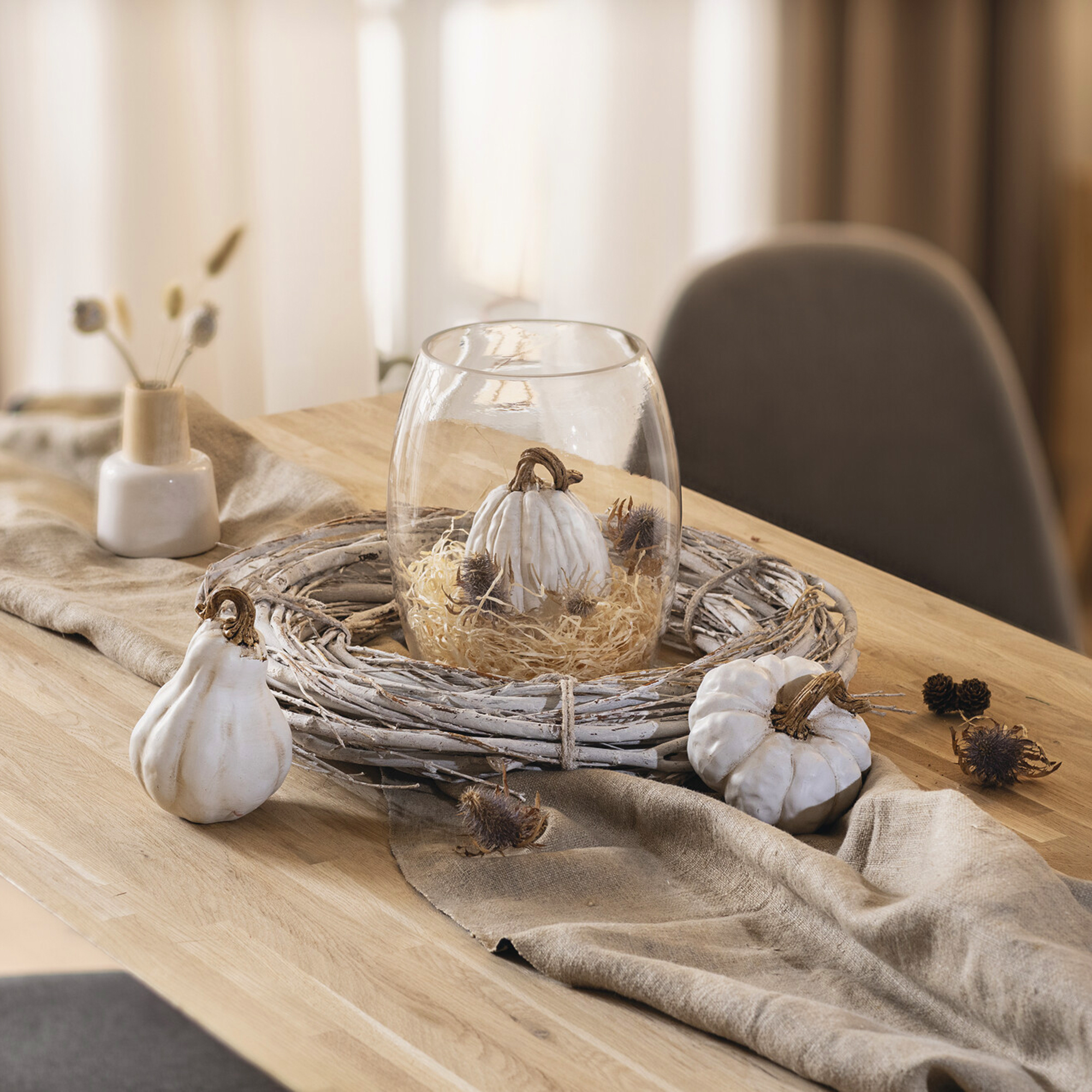 Reisigkranz "White Charme" im Frank Flechtwaren Online Shop für Ostern kaufen Reisigkranz "White Charme" im Frank Flechtwaren Online Shop für Ostern kaufen
