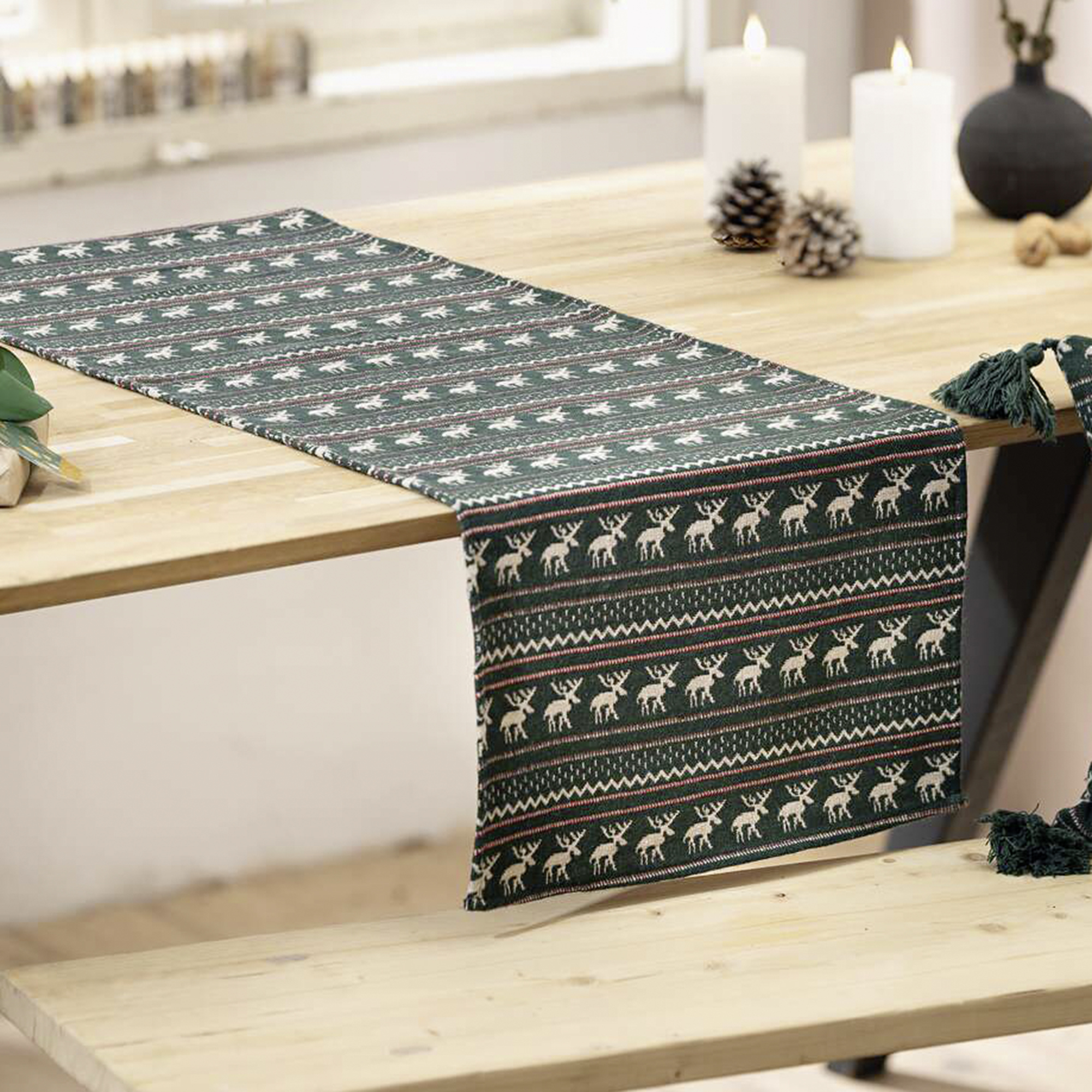 Tischläufer "Skandinavien" im Frank Flechtwaren Online Shop für Weihnachten kaufen Tischläufer "Skandinavien" im Frank Flechtwaren Online Shop für Weihnachten kaufen