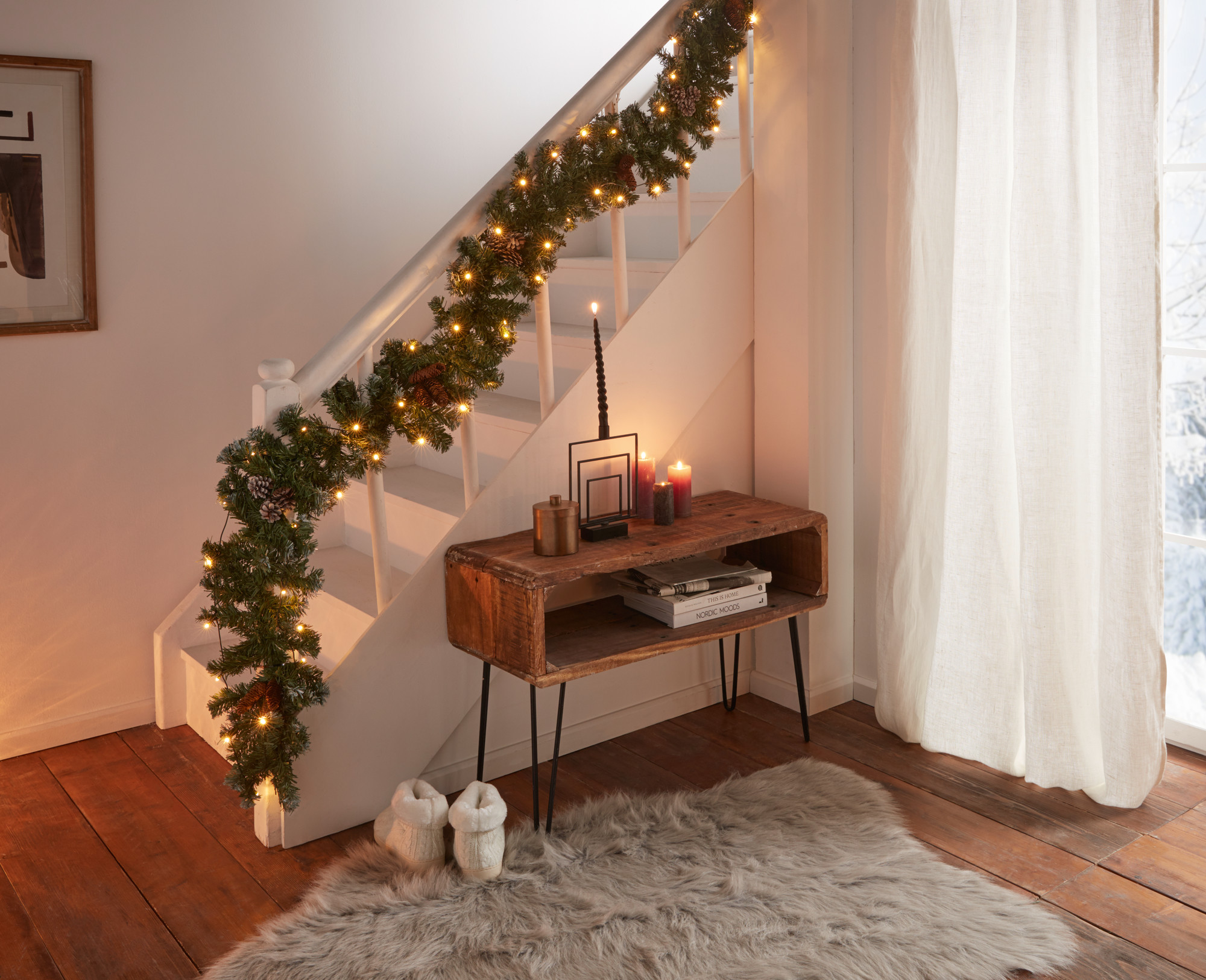 LED-Tannengirlande "Winterwald" im Frank Flechtwaren Online Shop für Weihnachten kaufen LED-Tannengirlande "Winterwald" im Frank Flechtwaren Online Shop für Weihnachten kaufen