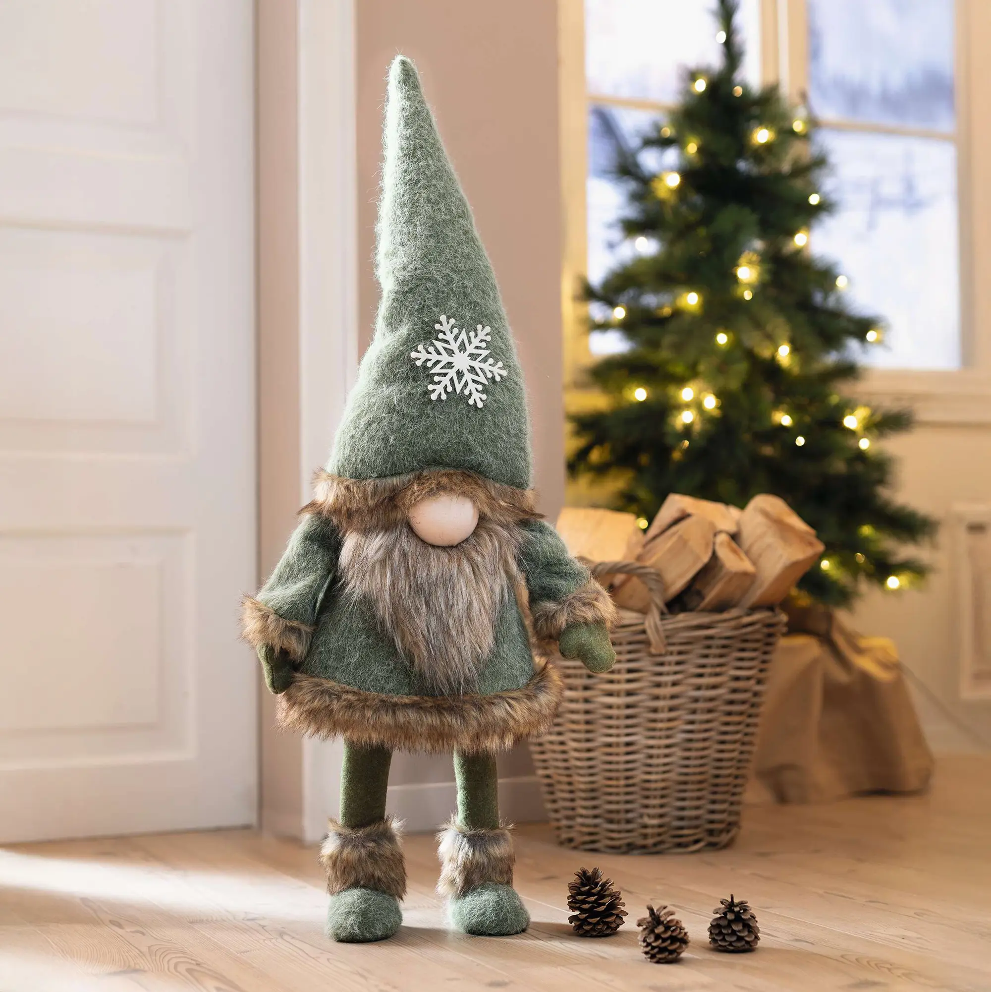 Großer Wichtel "Schneeflocke"  im Frank Flechtwaren Online Shop für Dekofiguren kaufen