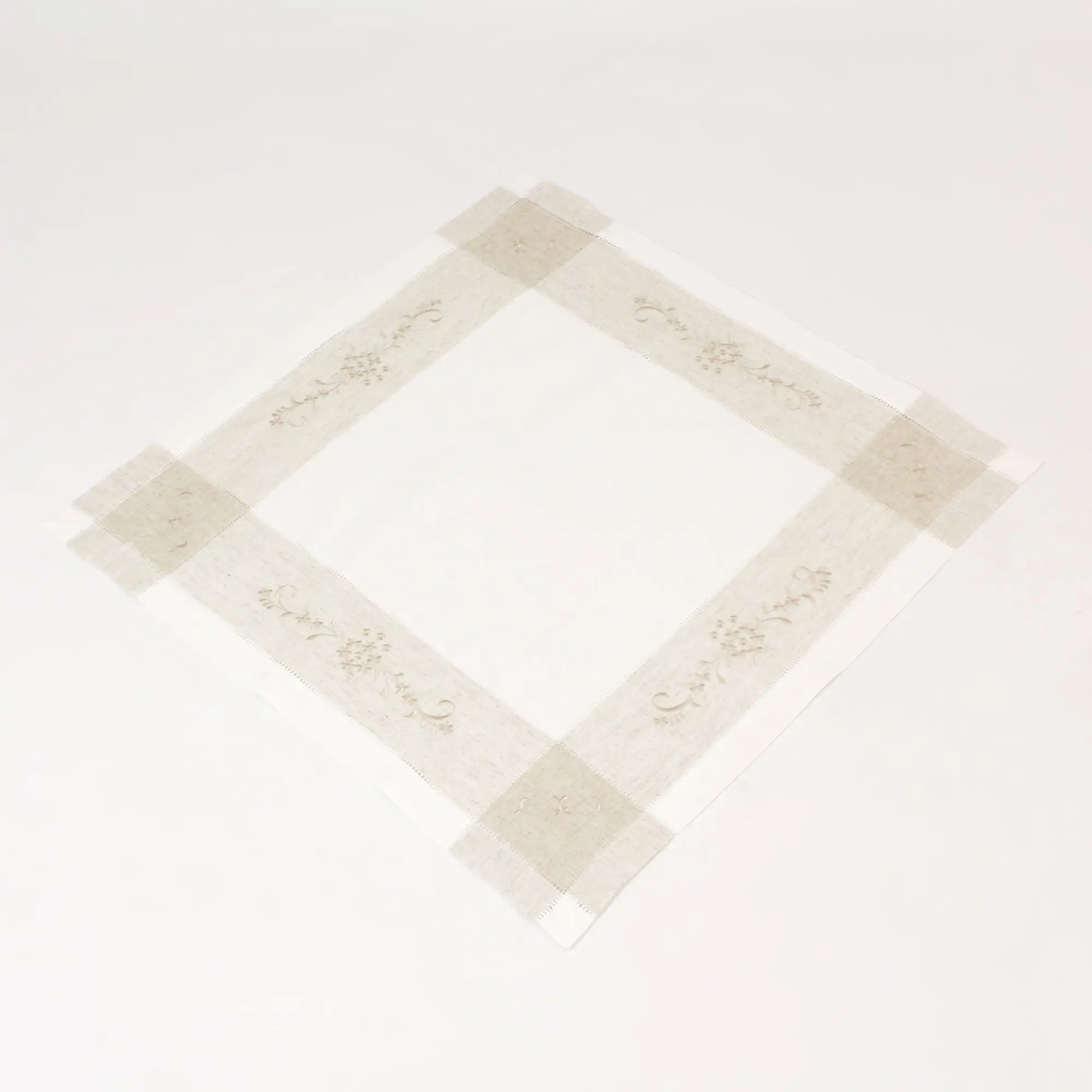 Tischdecke "Landhaus" im Frank Flechtwaren Online Shop für Tischdecken kaufen Tischdecke "Landhaus" im Frank Flechtwaren Online Shop für Tischdecken kaufen