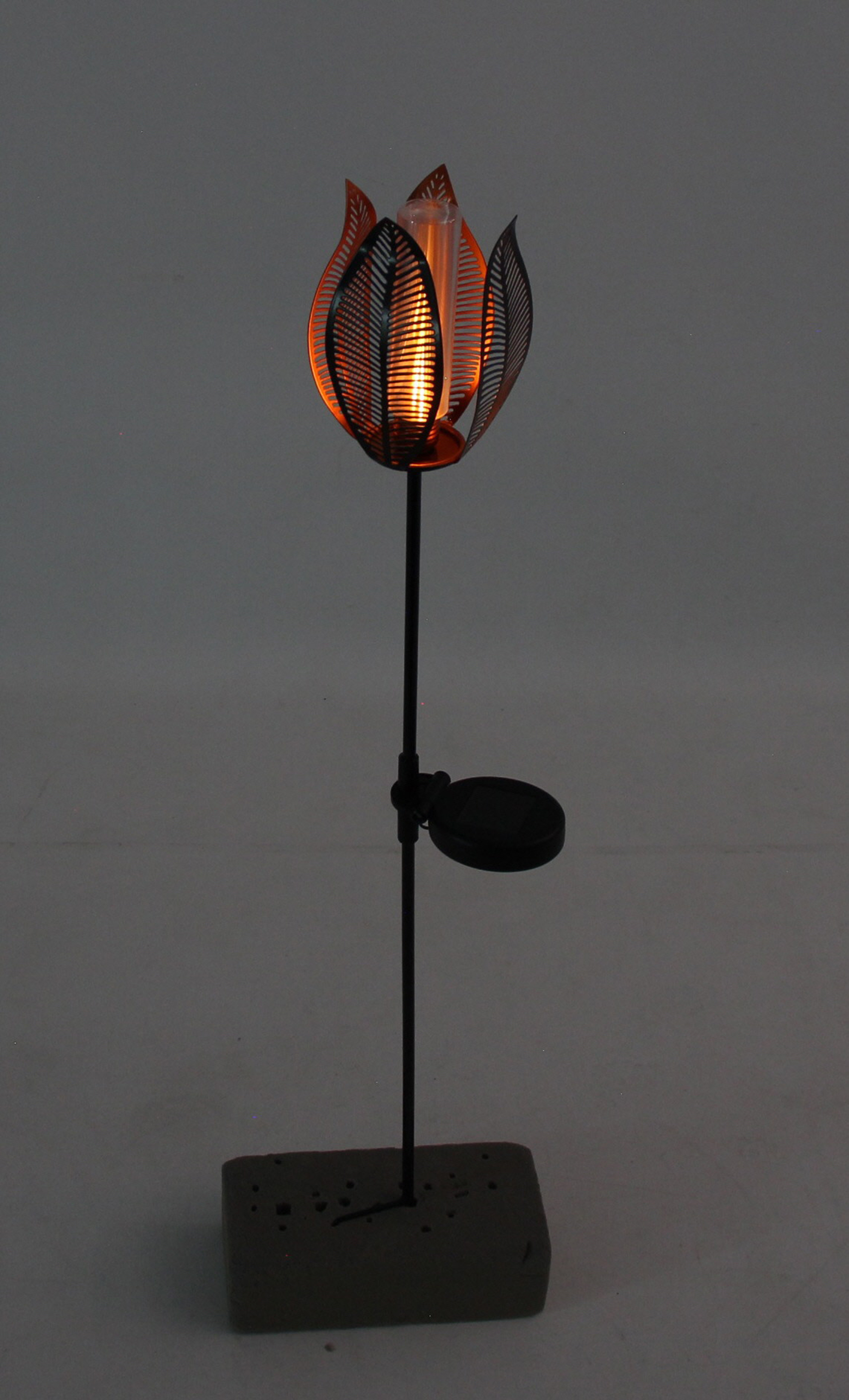 Solarstecker "Blume"  im Frank Flechtwaren Online Shop für Gartenbeleuchtung kaufen