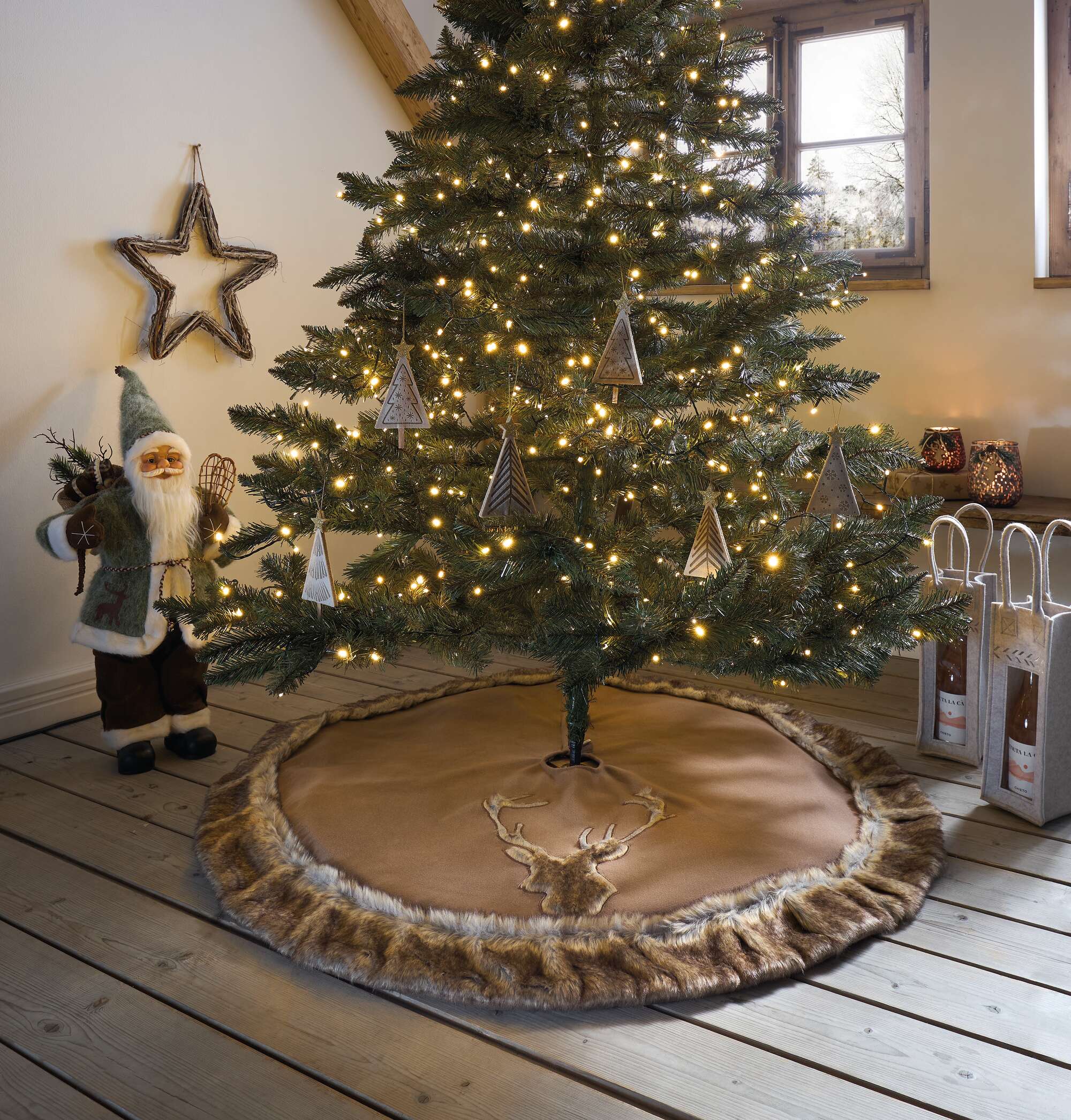 Christbaumdecke "Hirsch"  im Frank Flechtwaren Online Shop kaufen