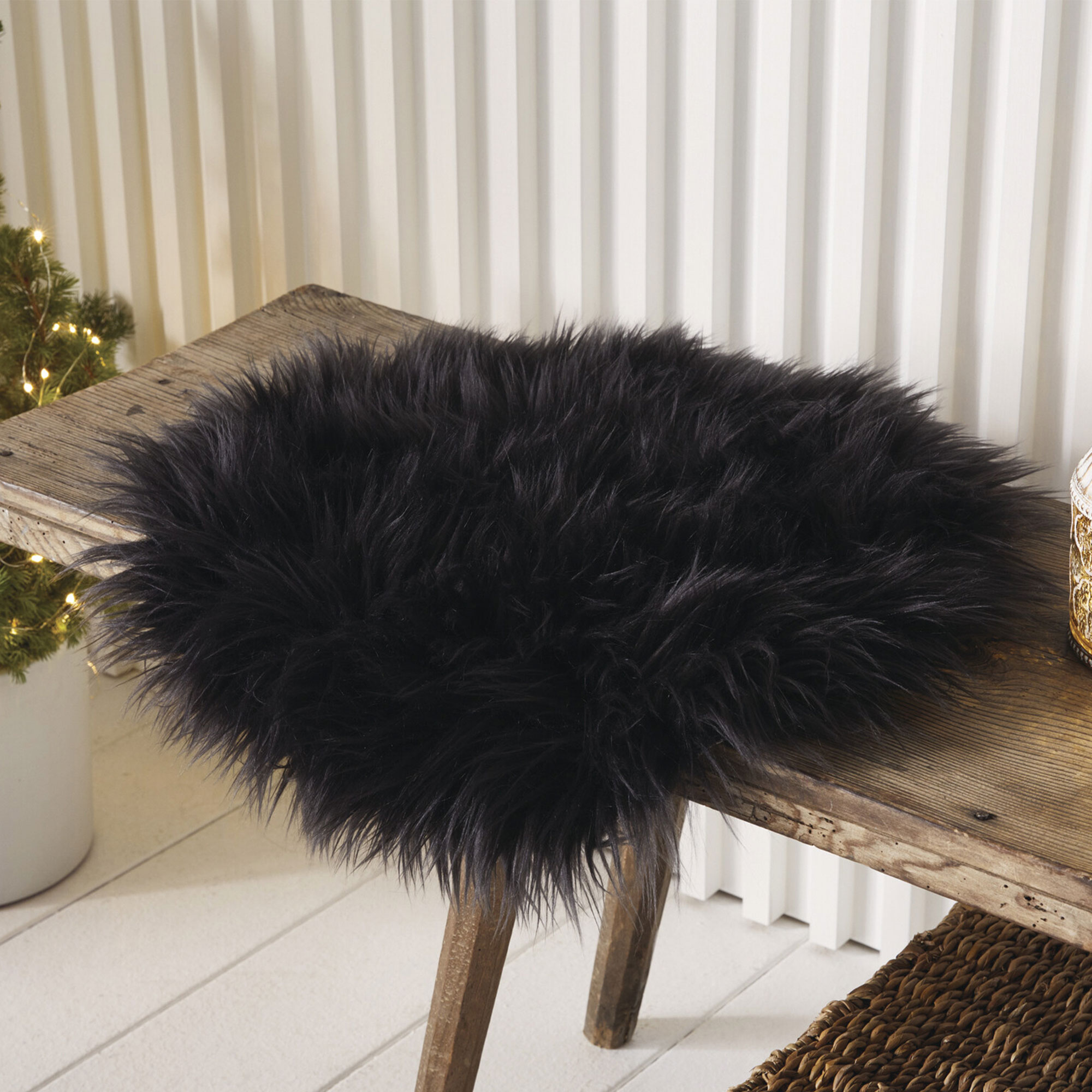 Dekofell "Raven"  im Frank Flechtwaren Online Shop kaufen