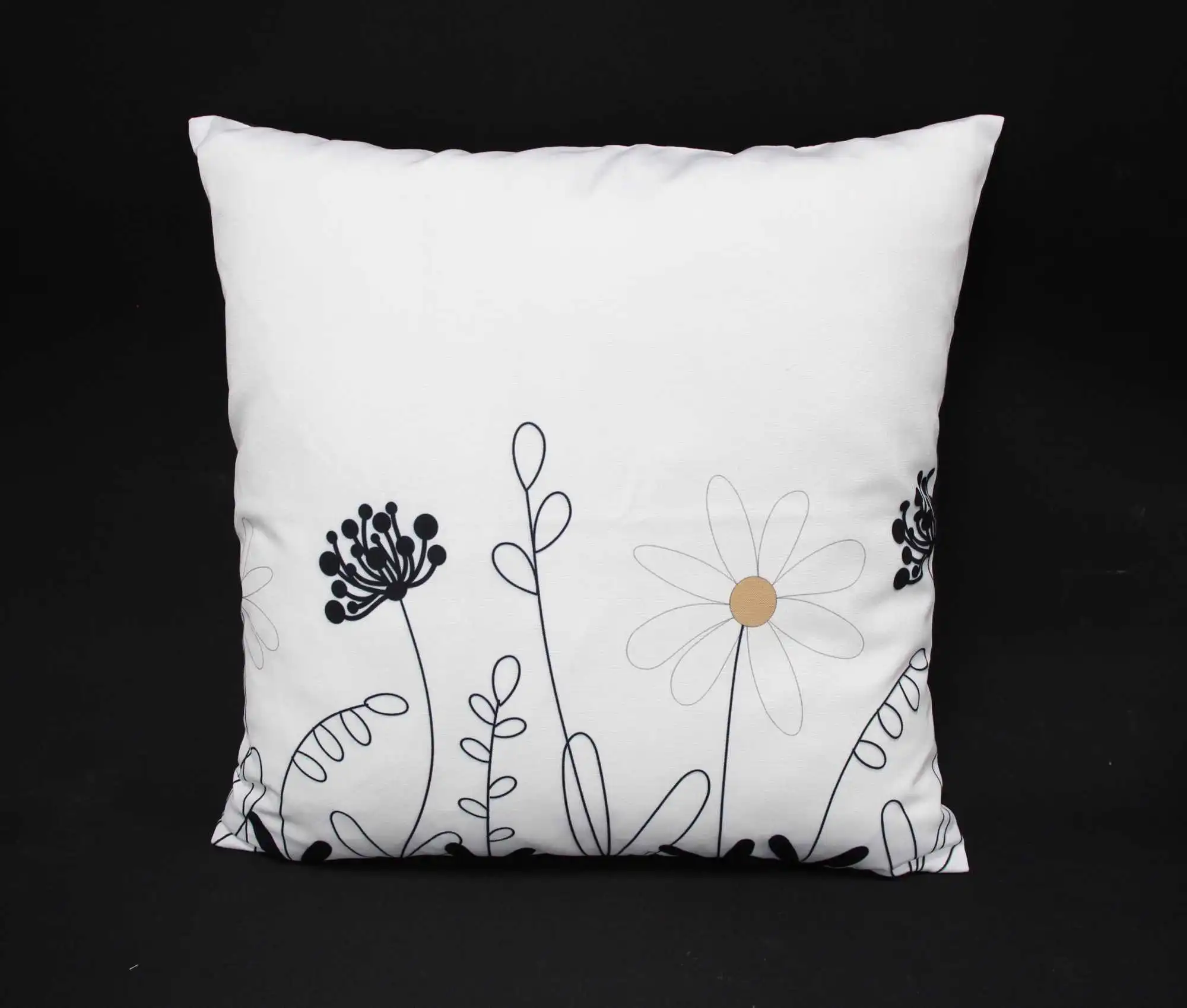 Kissenhülle "Blümchenwiese"  im Frank Flechtwaren Online Shop für Ostern kaufen