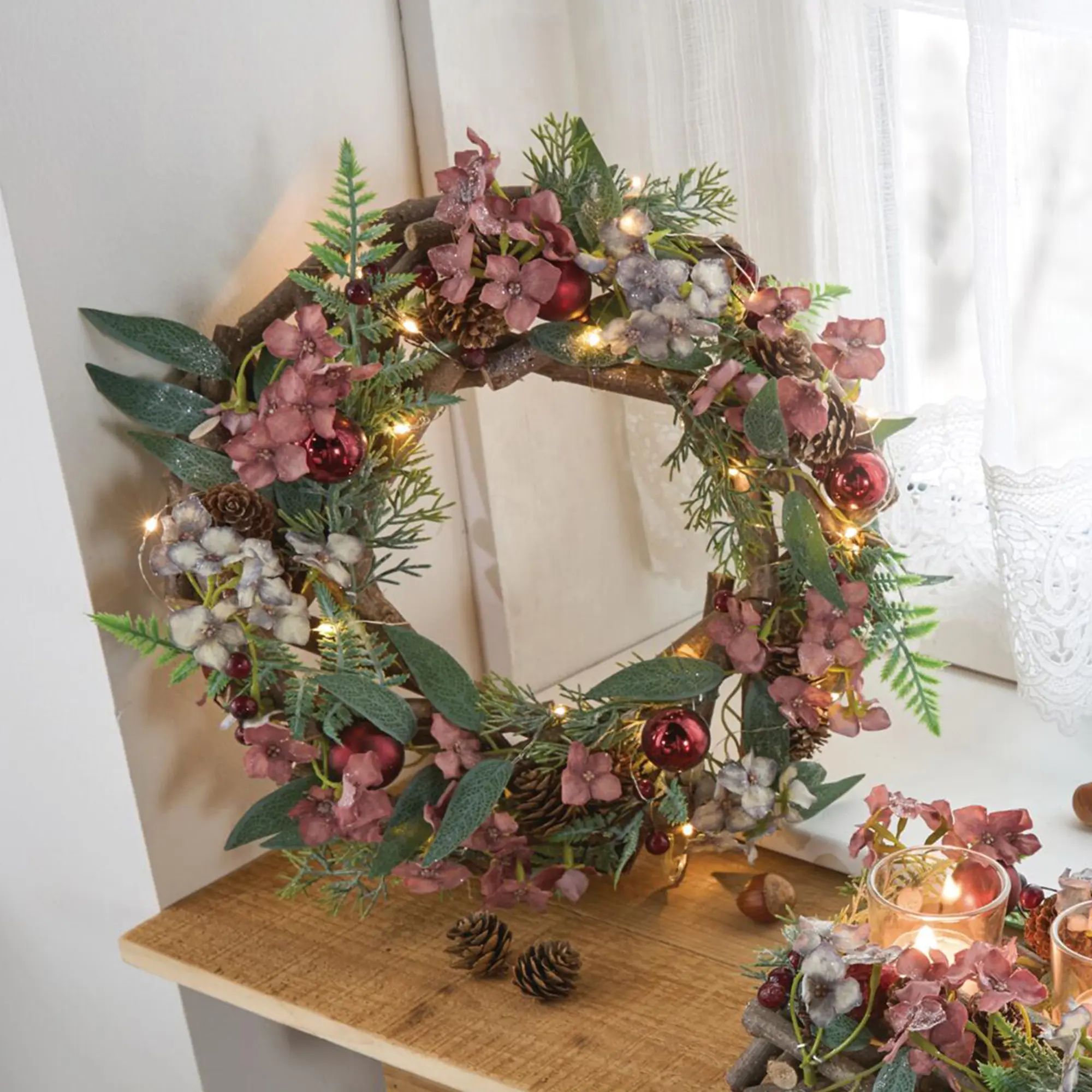 Kranz "Winter Blossom"  im Frank Flechtwaren Online Shop kaufen